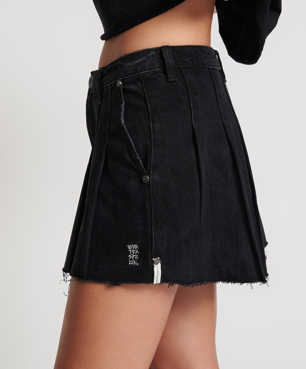 BLACK OAK PLEATED MICRO MINI SKIRT