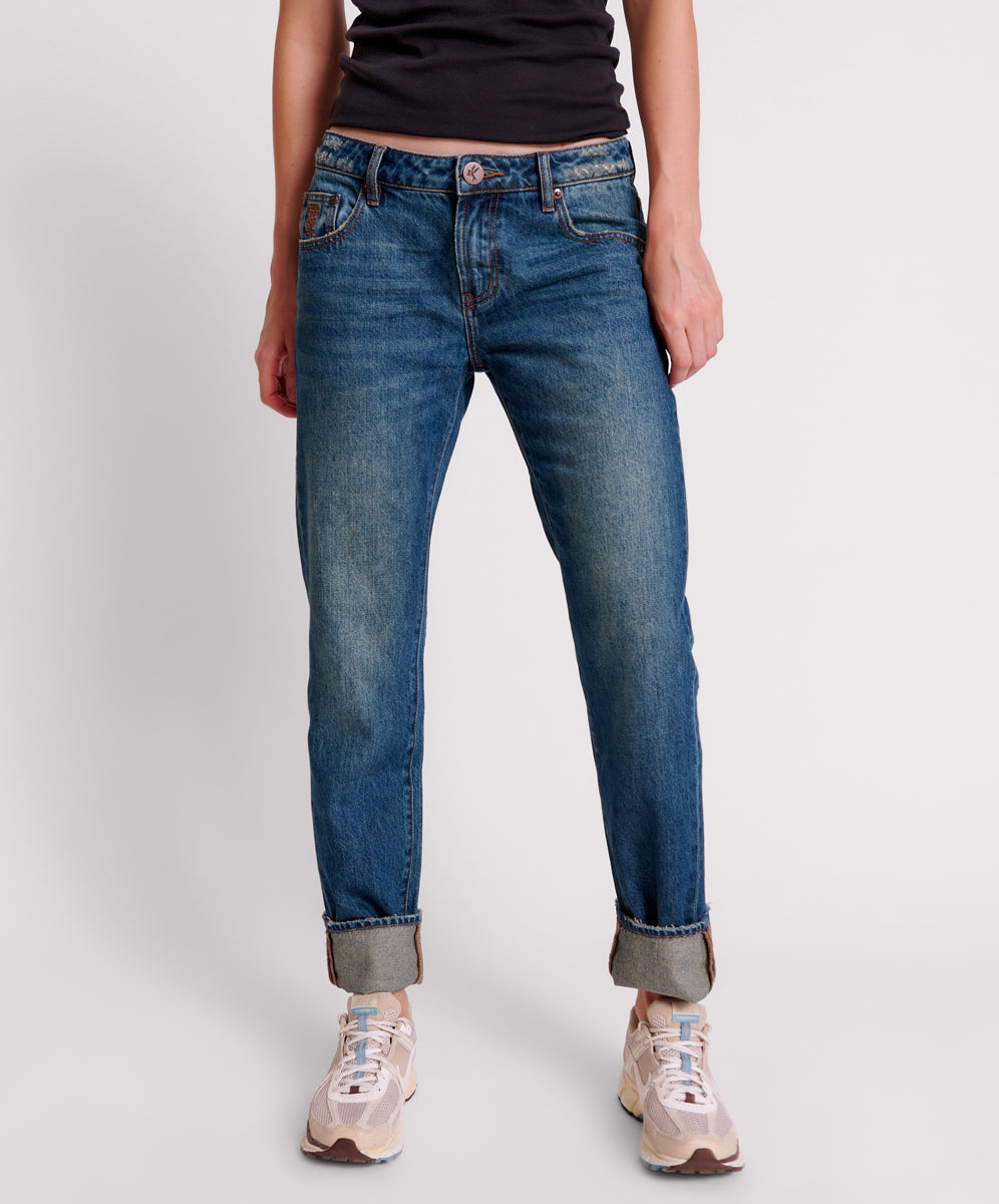 GRITTY BLUE TRUCKERS LOW WAIST STRAIGHT LEG JEANS