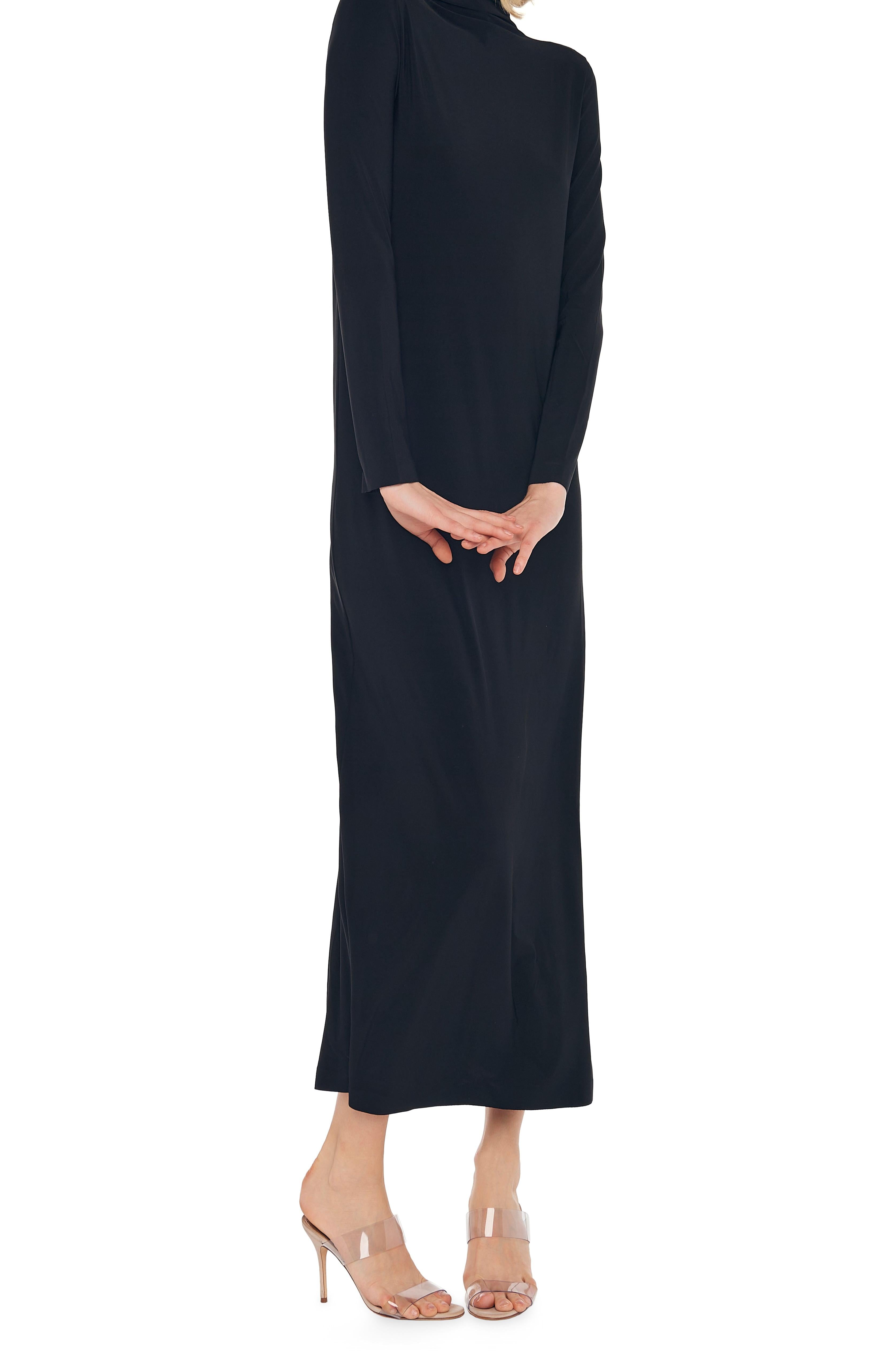 TURTLENECK GOWN