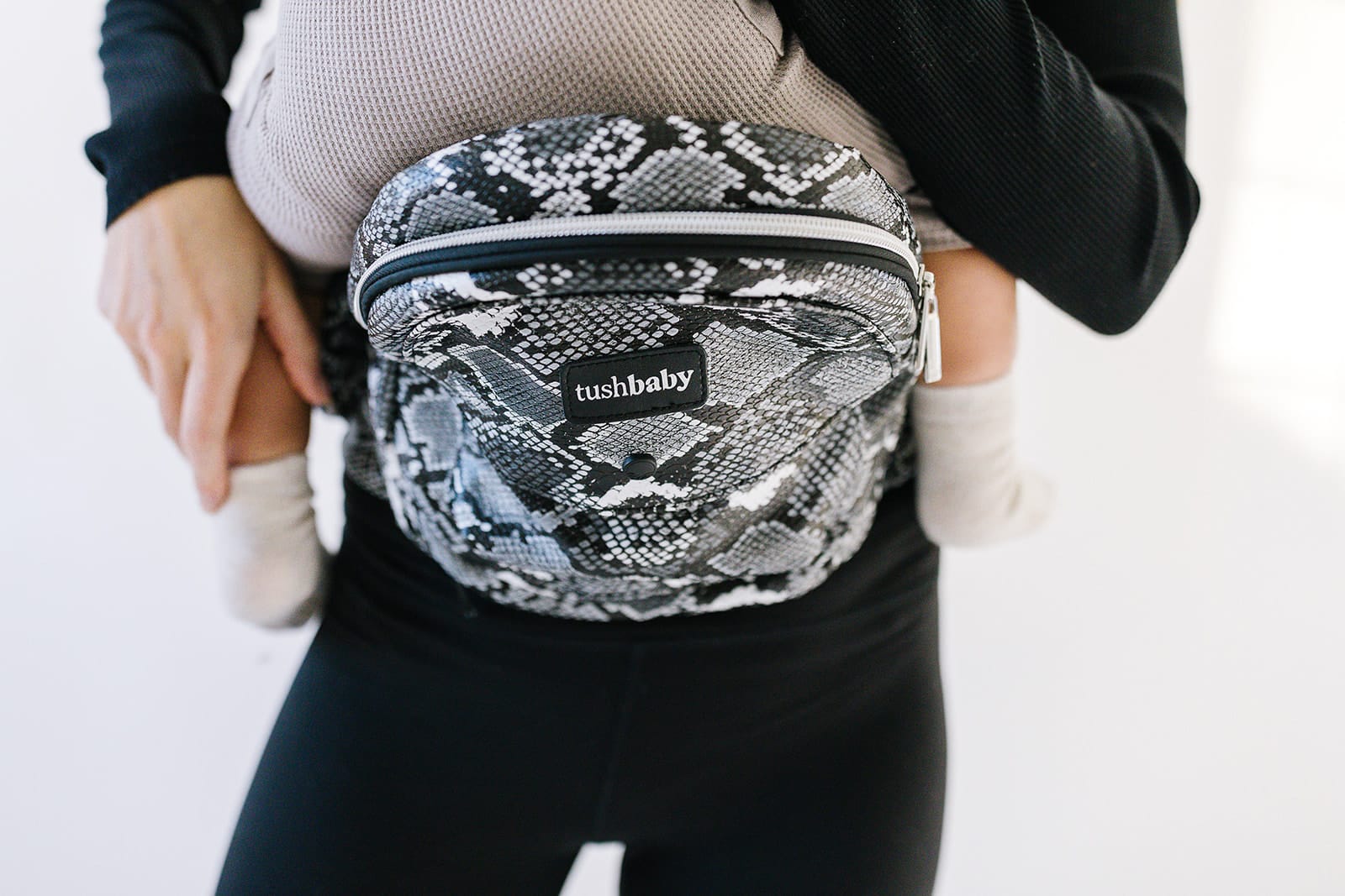 Tushbaby Hip Carrier | Python