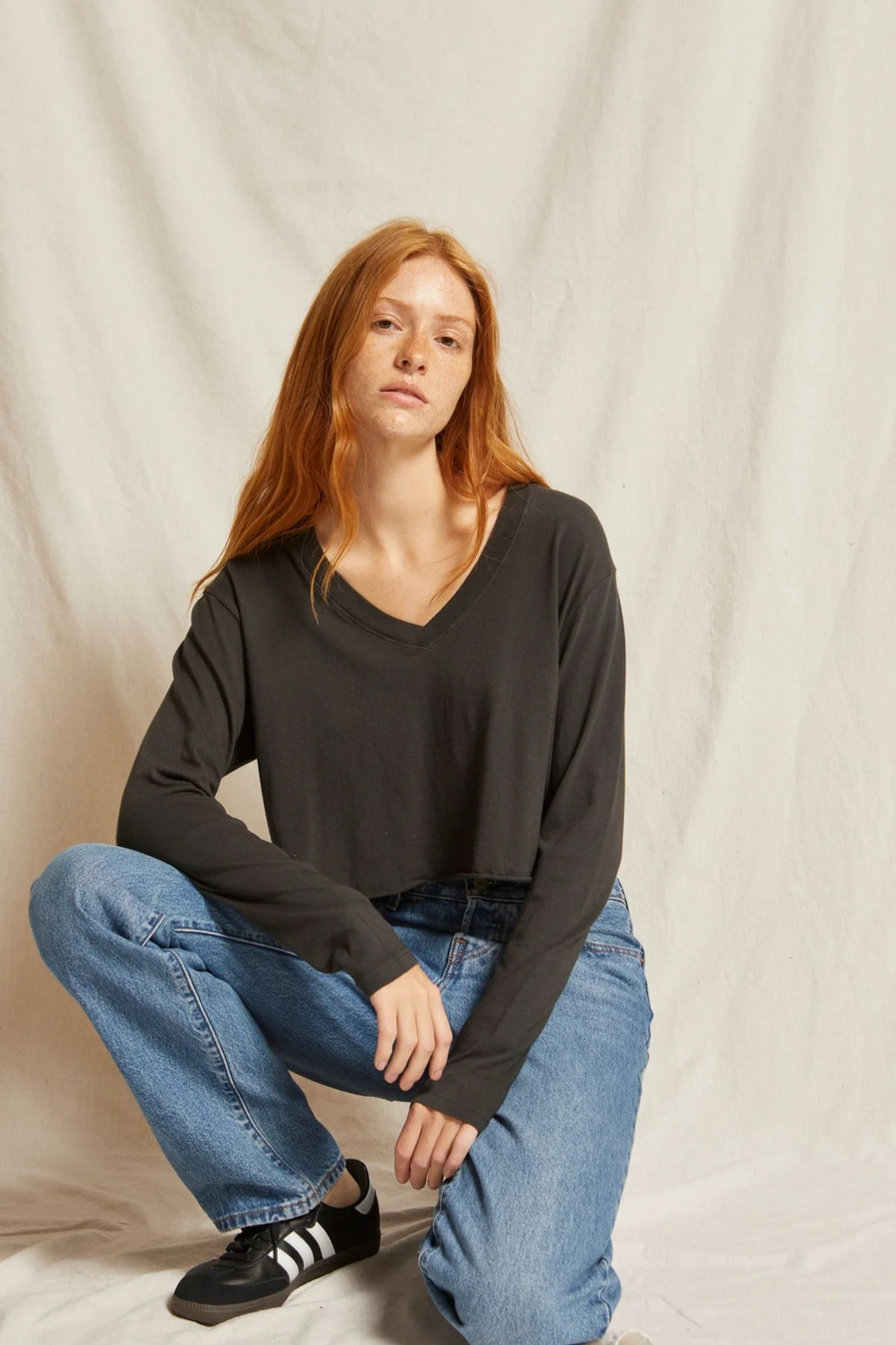 T184-PENNY | Cropped  Vintage Cotton Long Sleeve V Neck