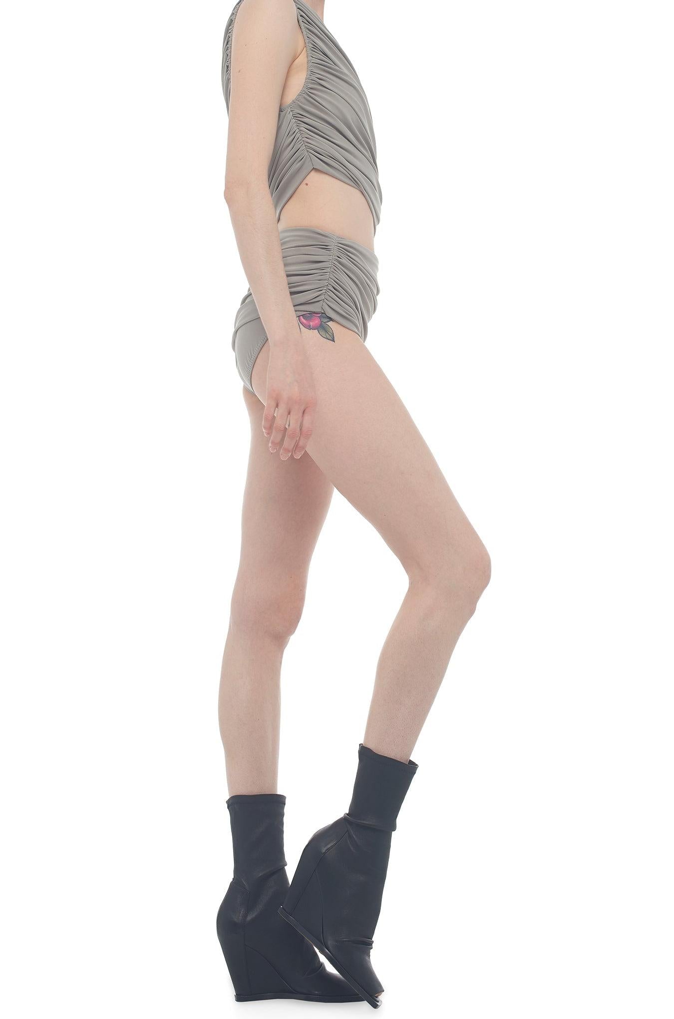 DIANA BOTTOM