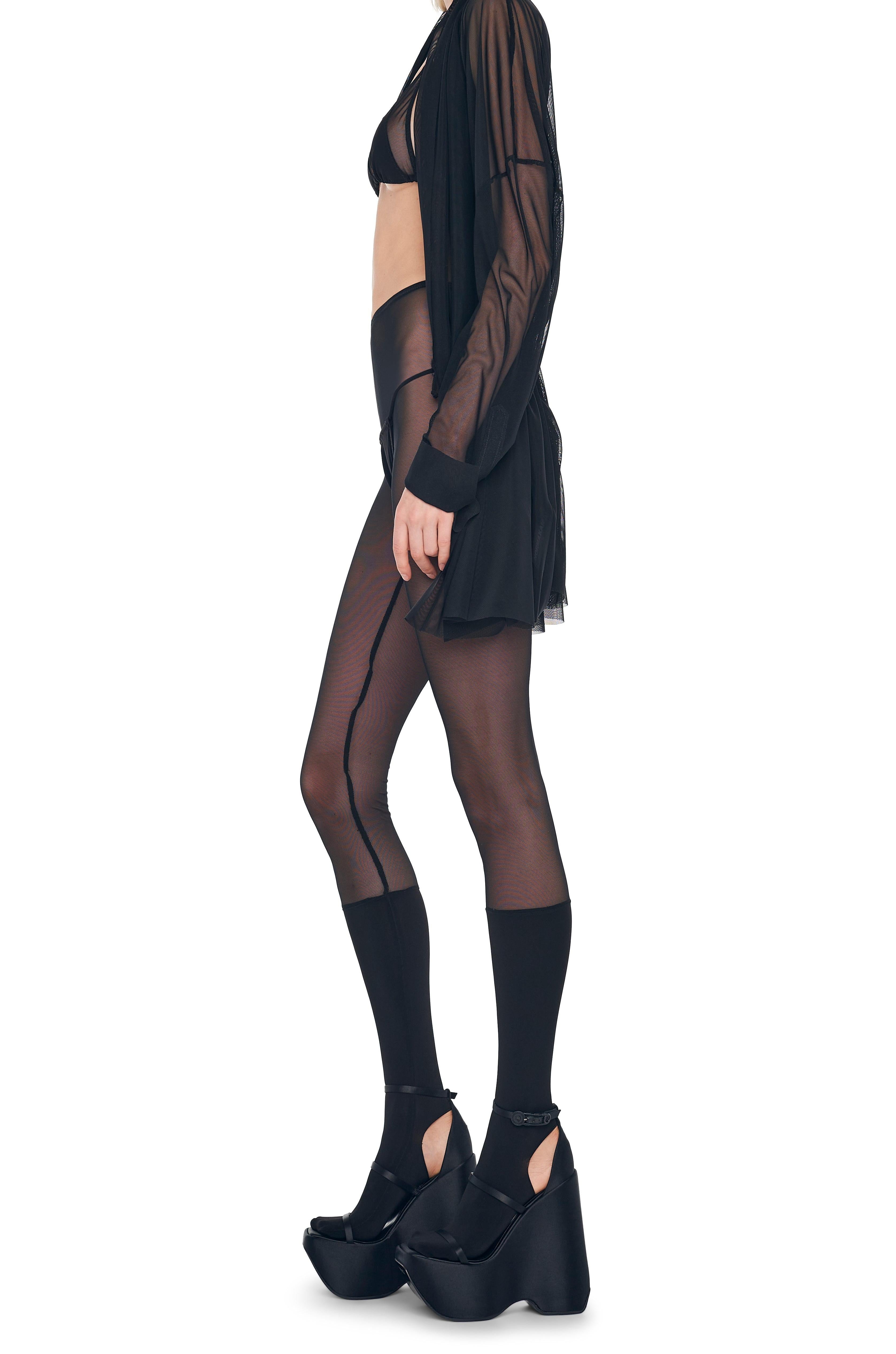 TRIANGLE BRA / STRING BOTTOM