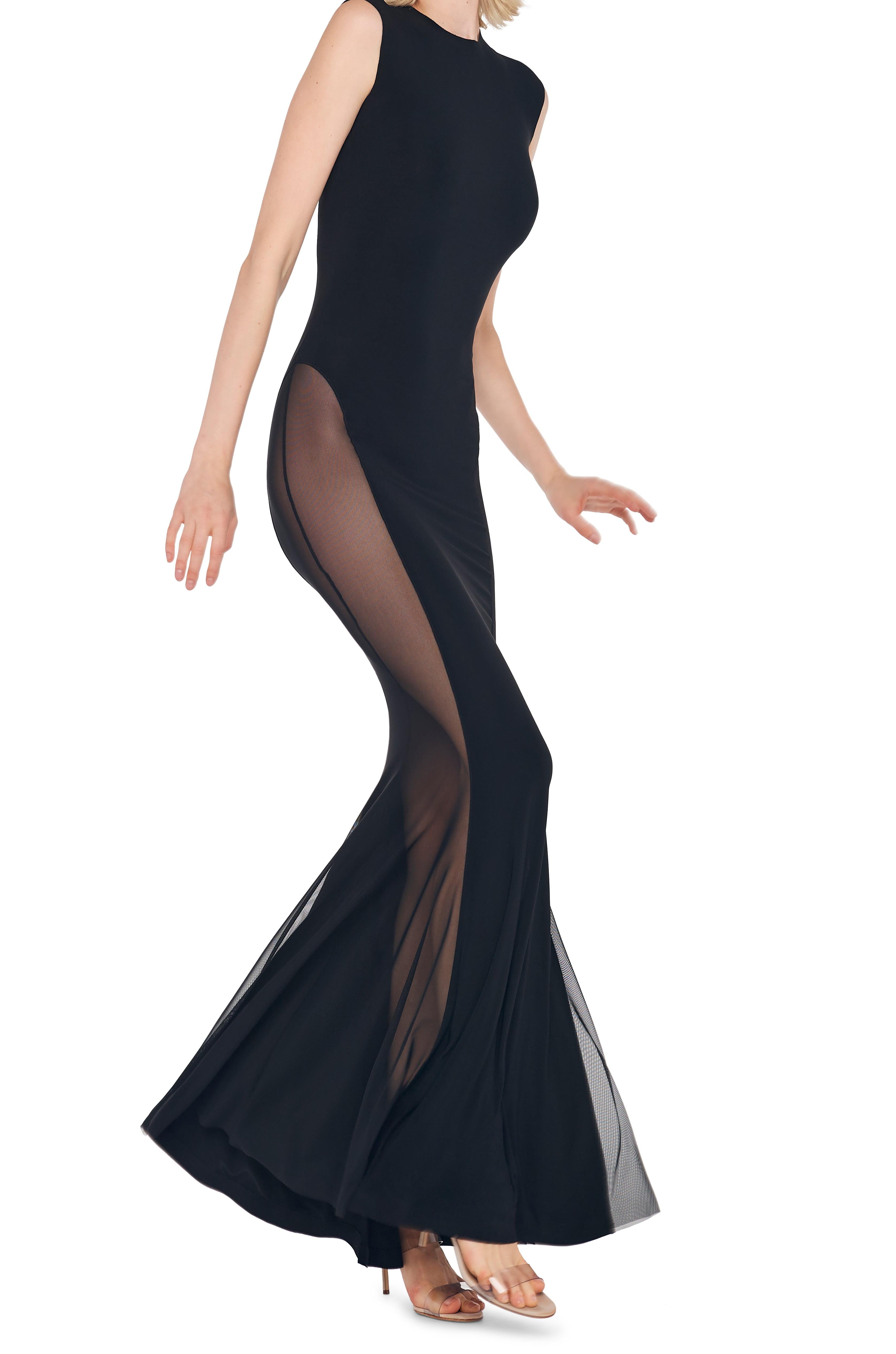 SLEEVELESS FISHTAIL GOWN