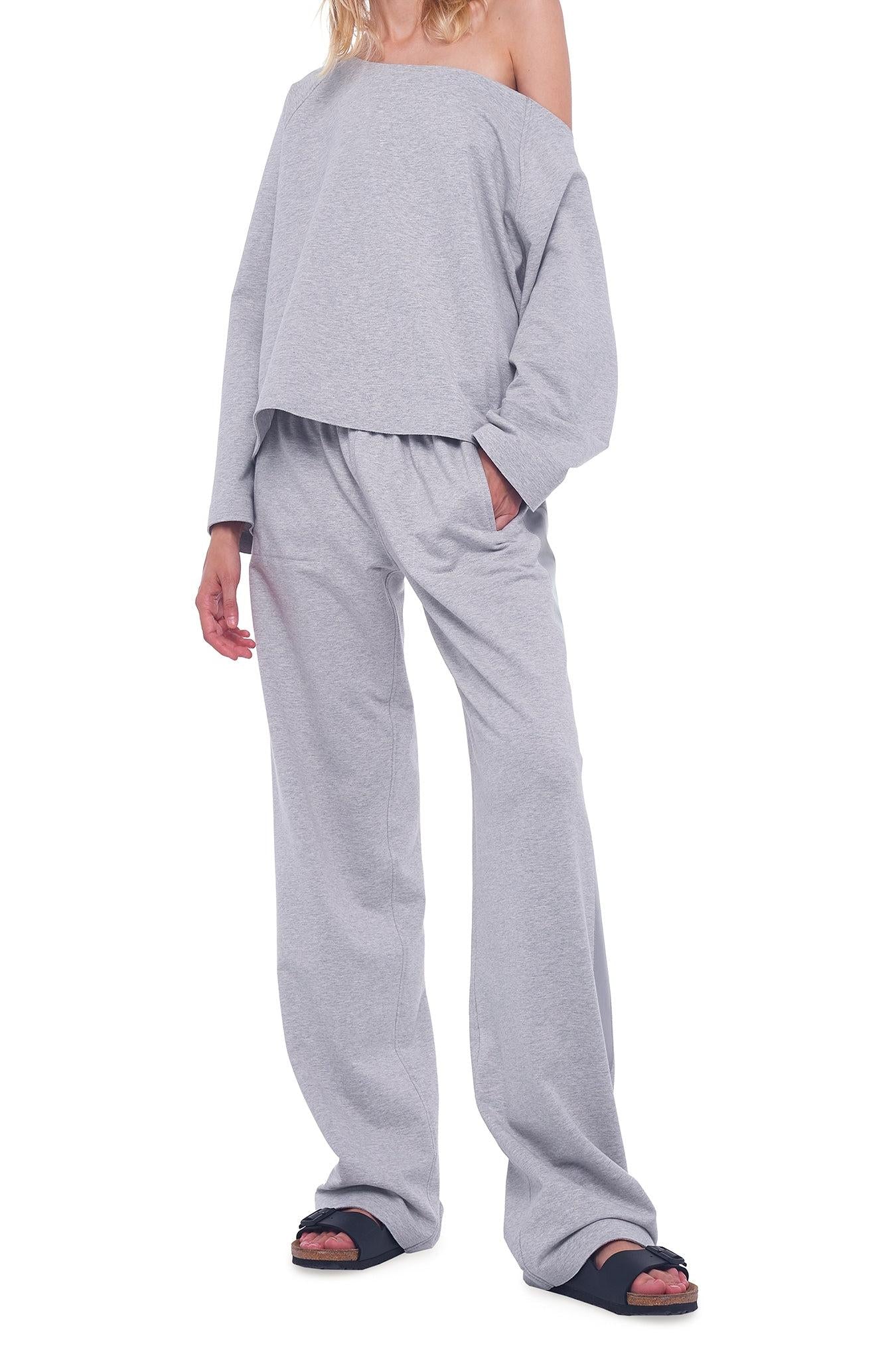 DROP SHOULDER SWEATSHIRT