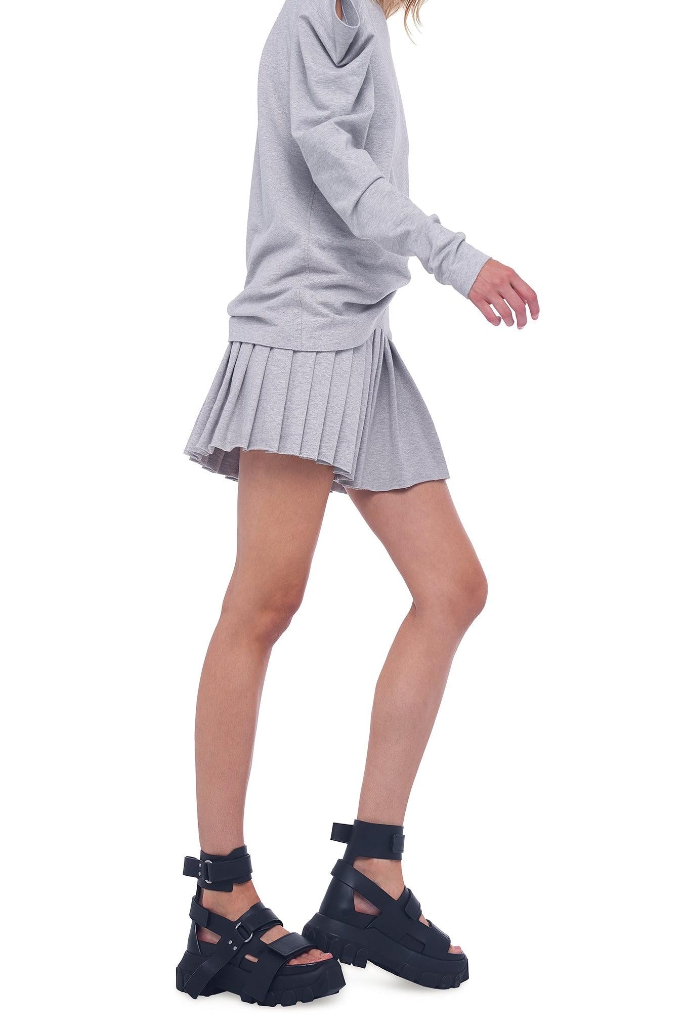 WING SLEEVE TOP