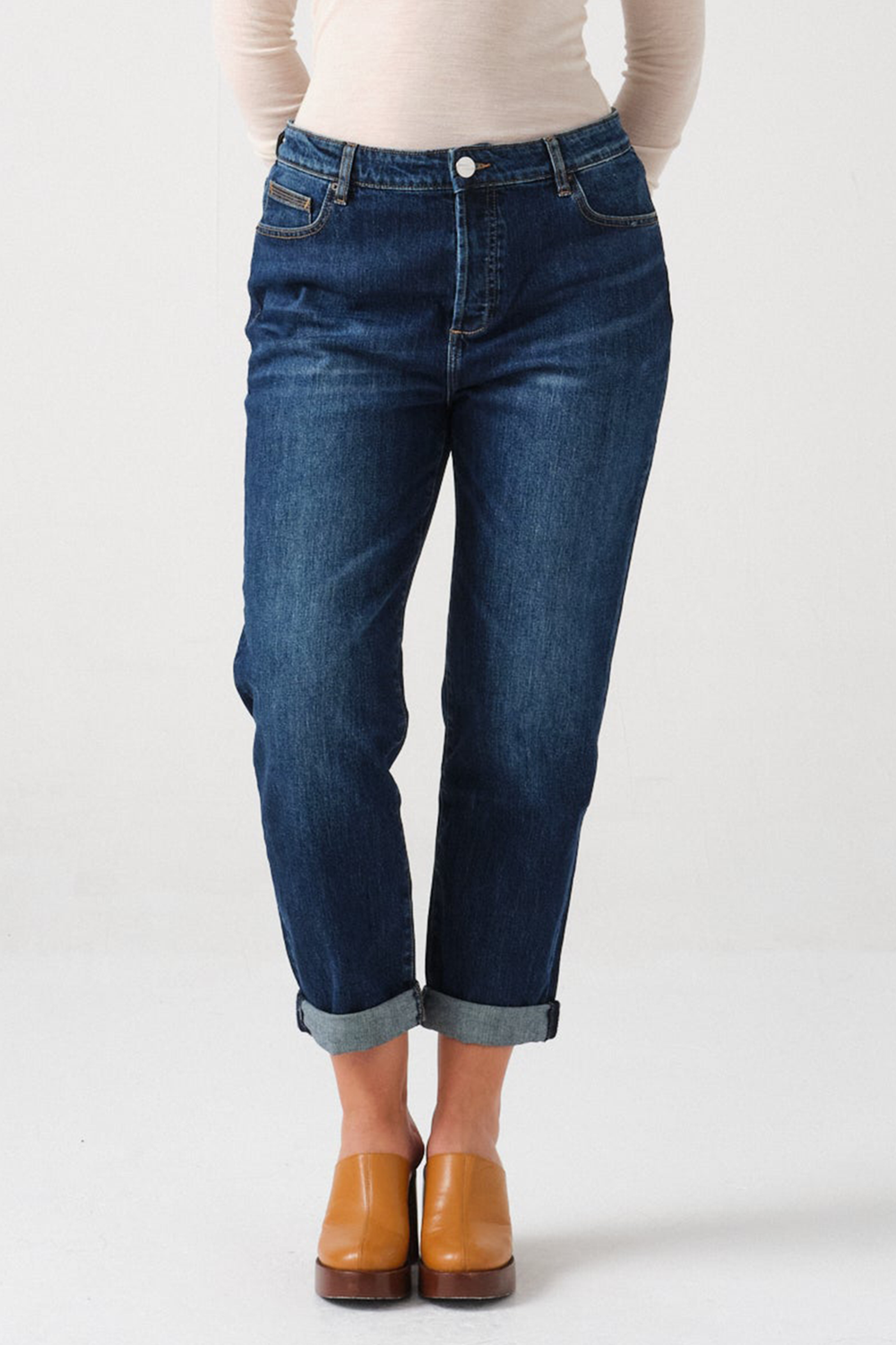 Bobbi Boyfriend Jean in Dark Americana