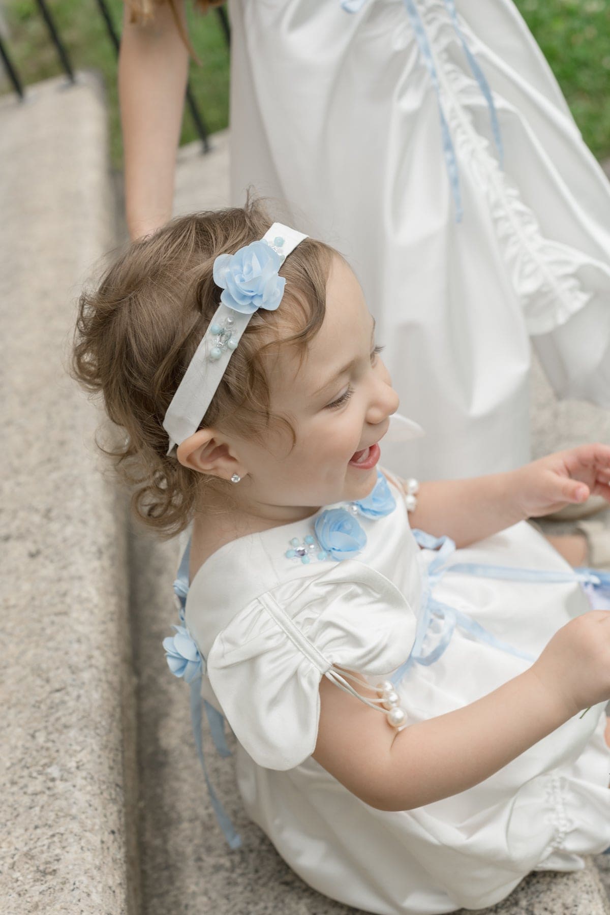 Daphne White Satin Hair Sash with Blue Embroidery - Petite Maison Kids