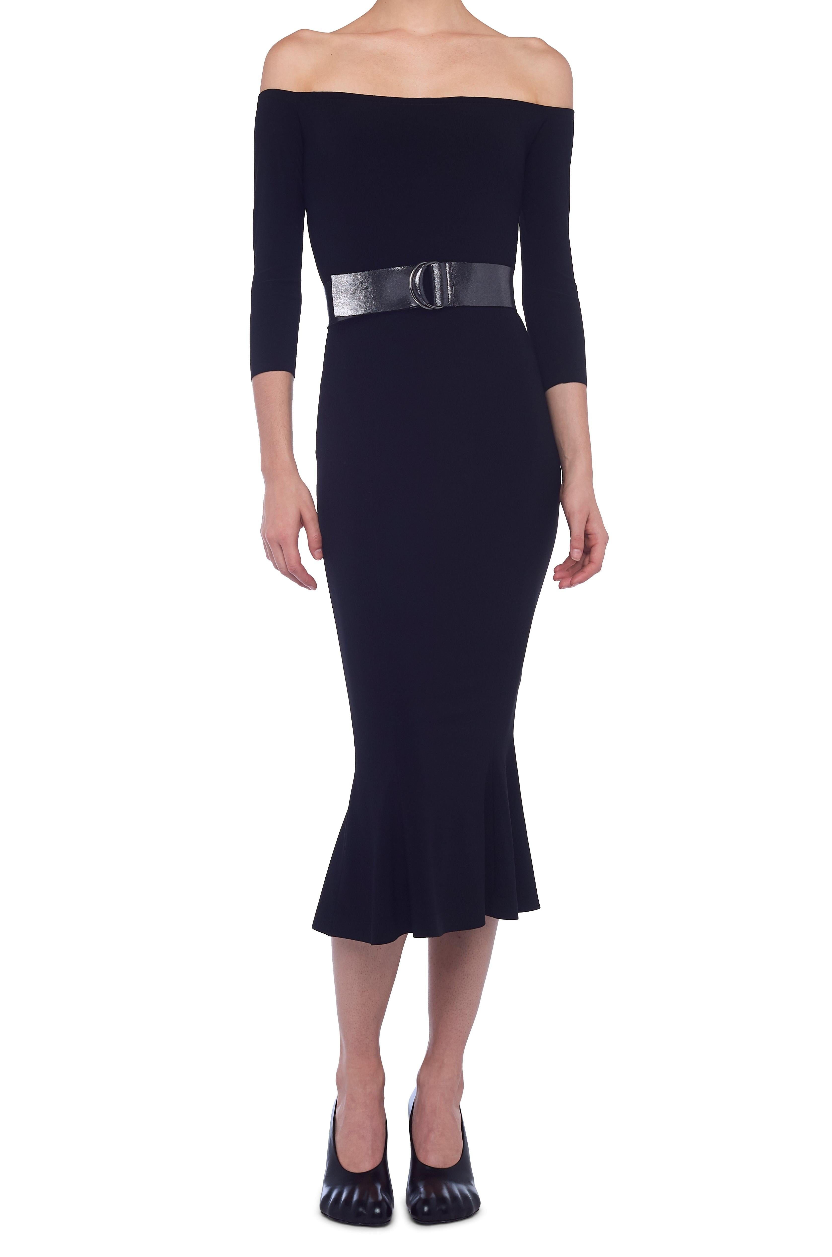 OFF SHOULDER FISHTAIL DRESS