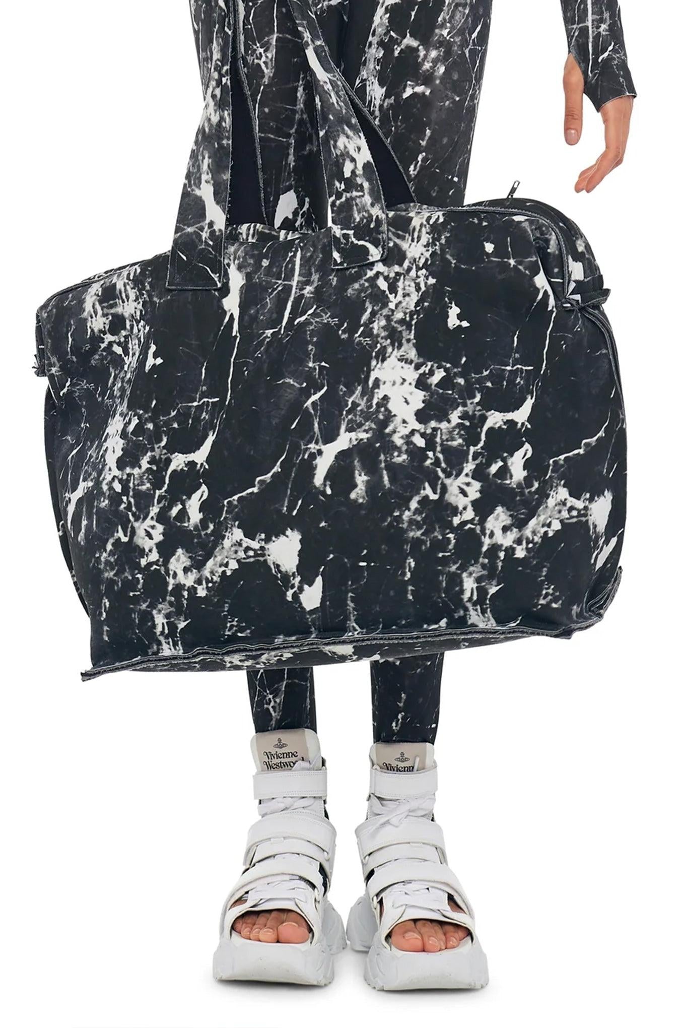 LARGE CARPET BAG