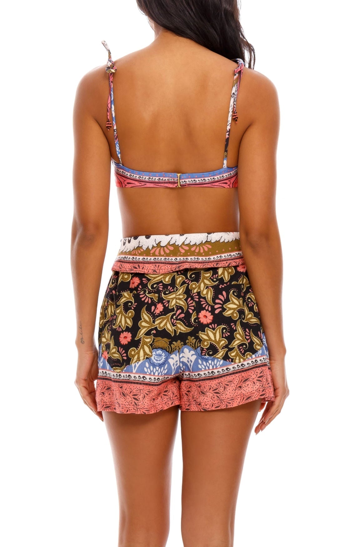 Antiq-Sophie-Short-9039-back-with-model