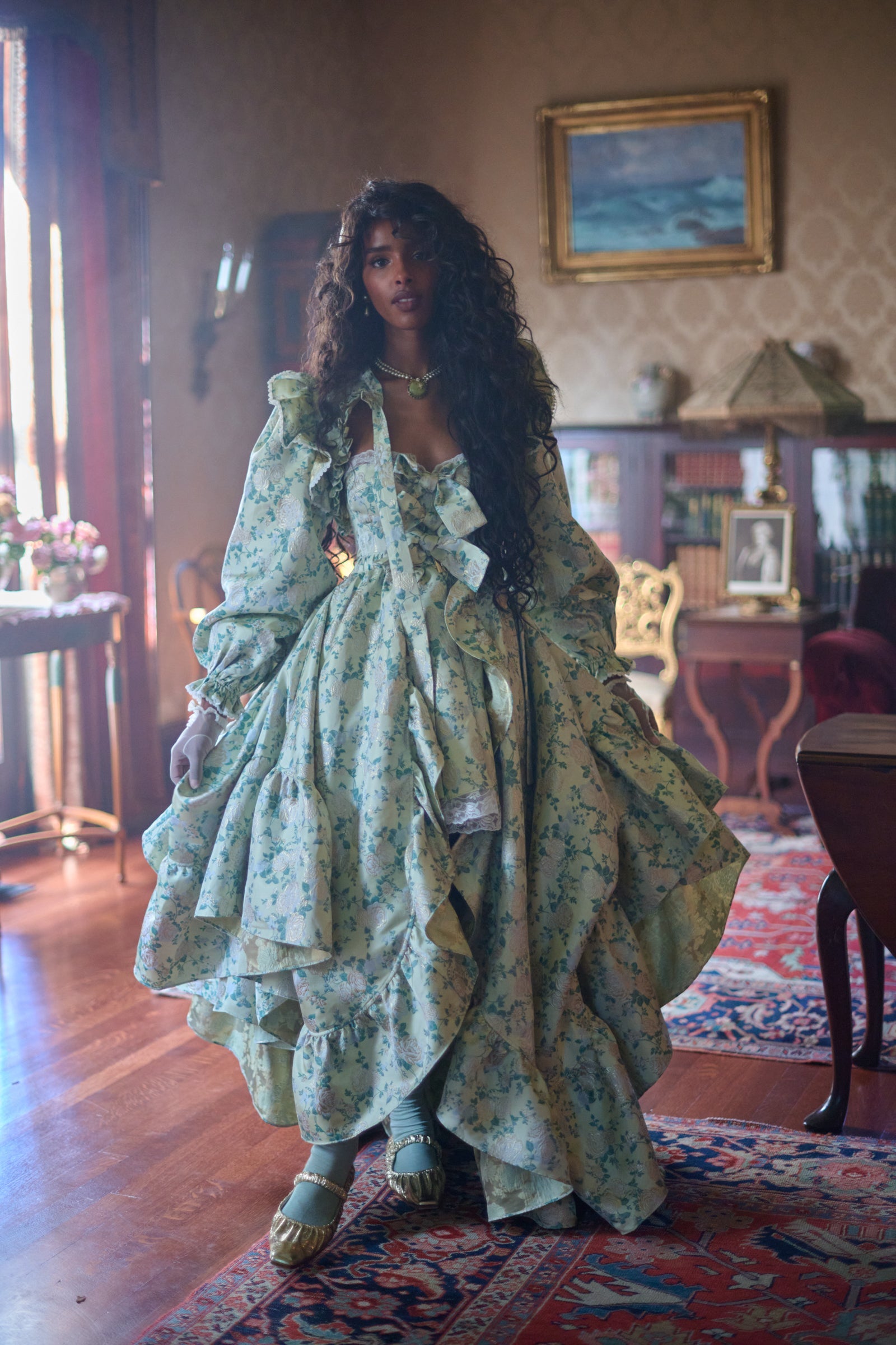 Eloise Duchess Tournure