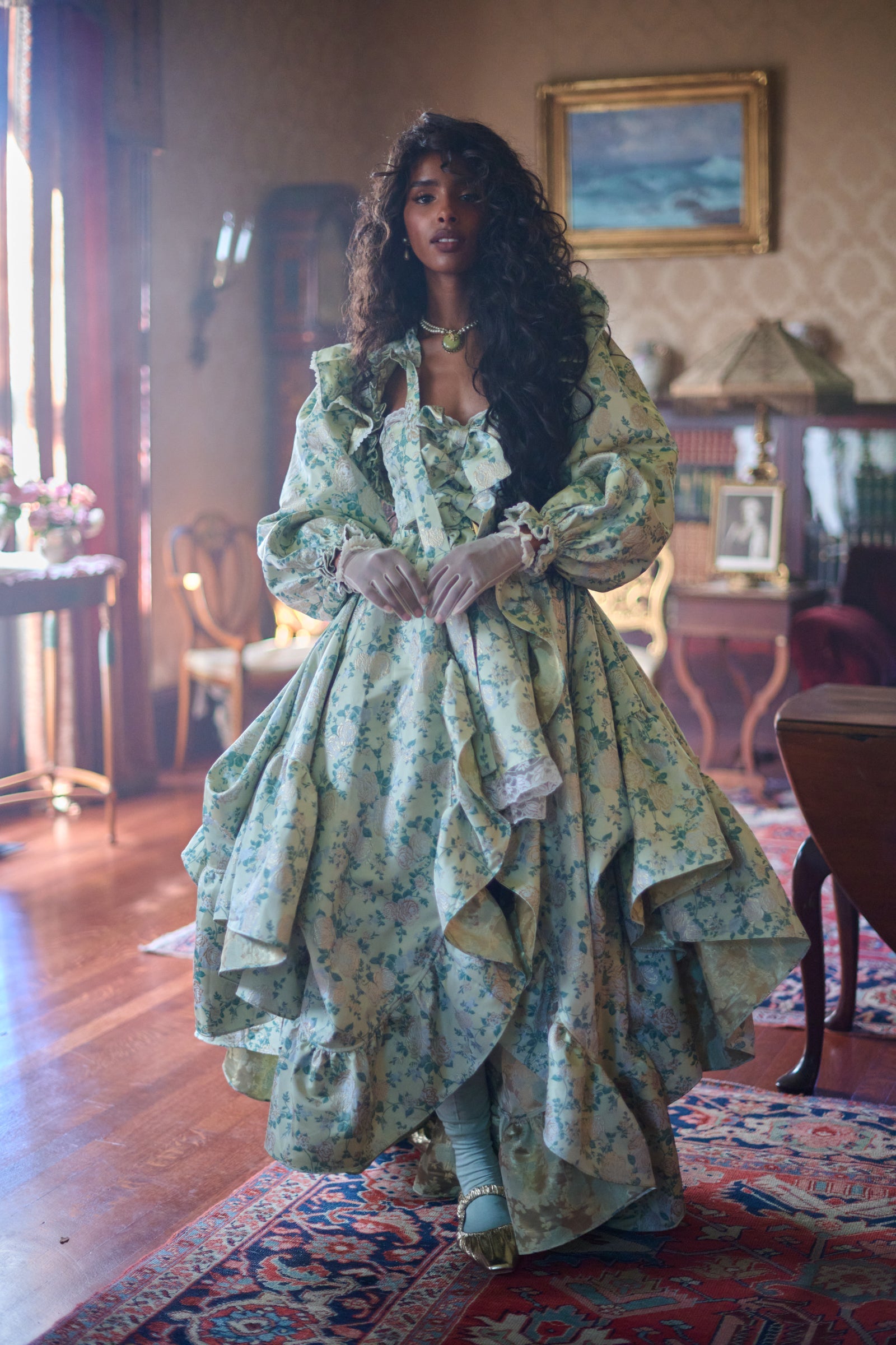 Eloise Duchess Tournure