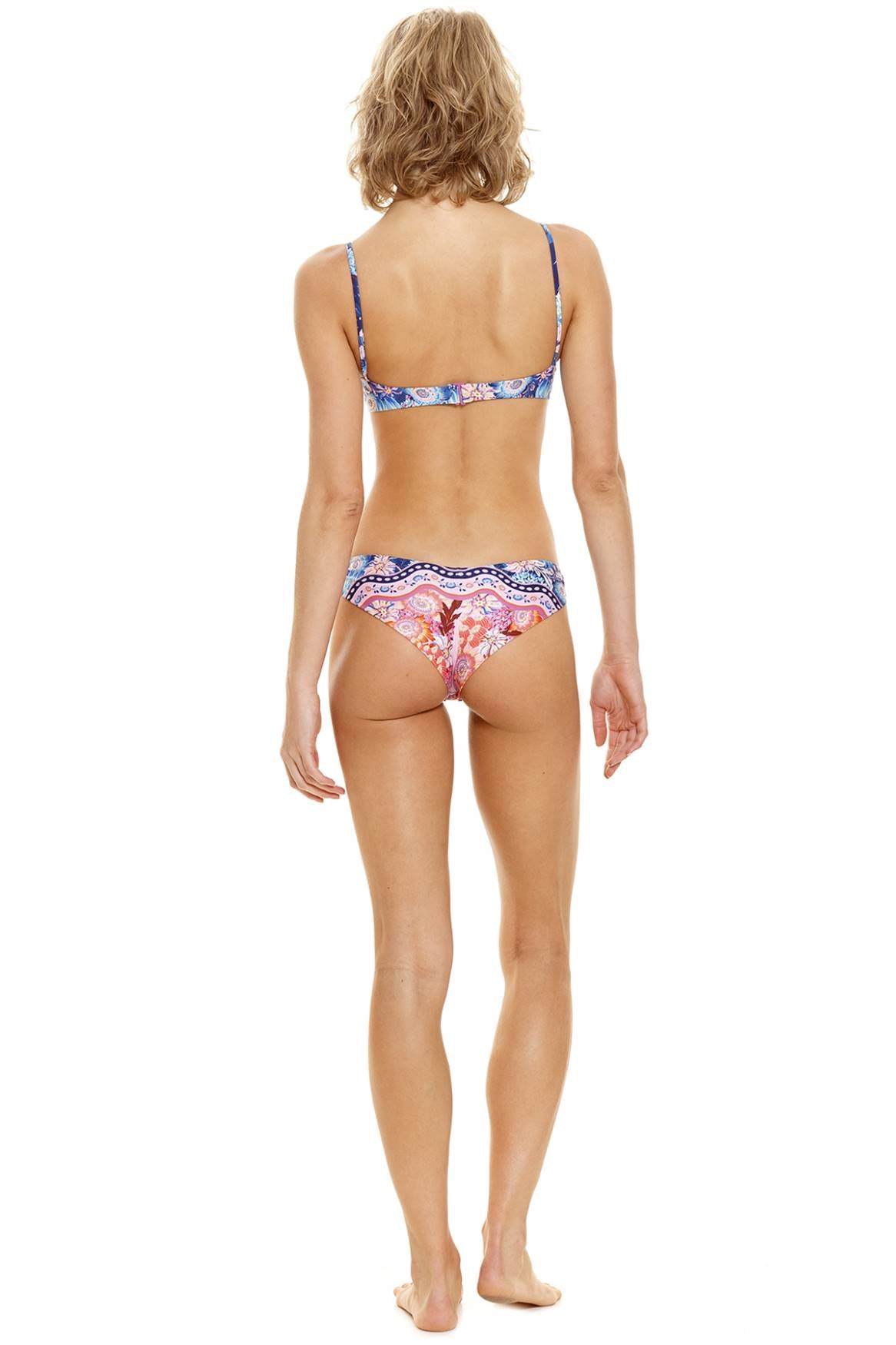 boreal-freya-bikini-top-12774-back-with-model