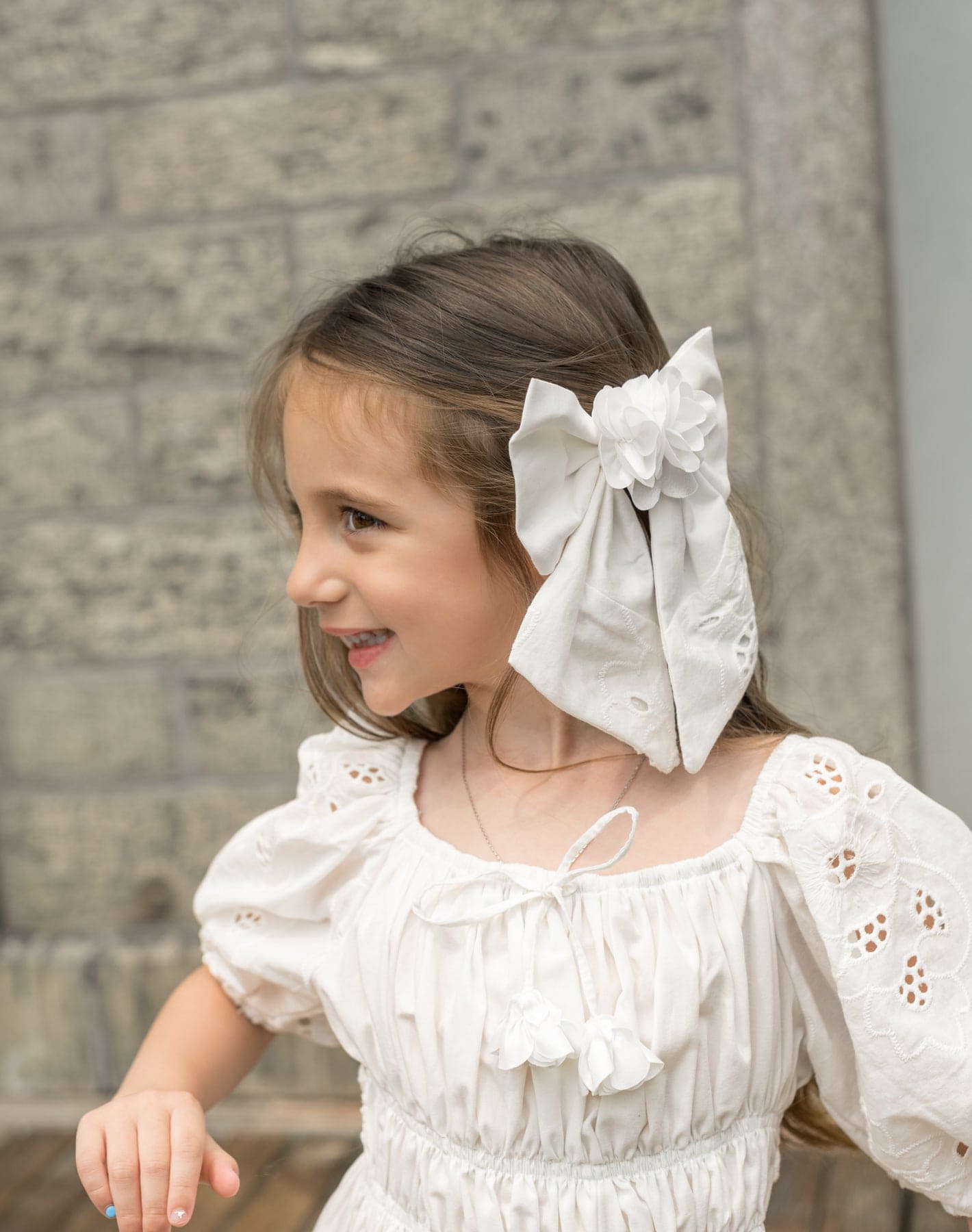 Blanca White Cotton Hair Bow - Petite Maison Kids