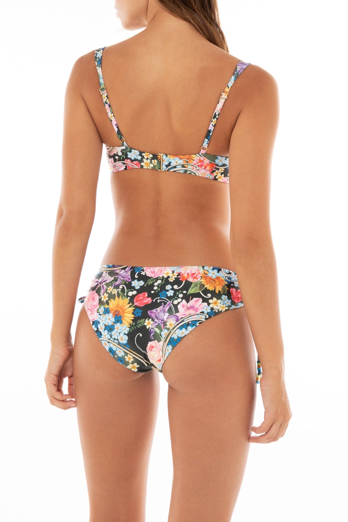 Balena-Bikini-Top-13470-back-with-model