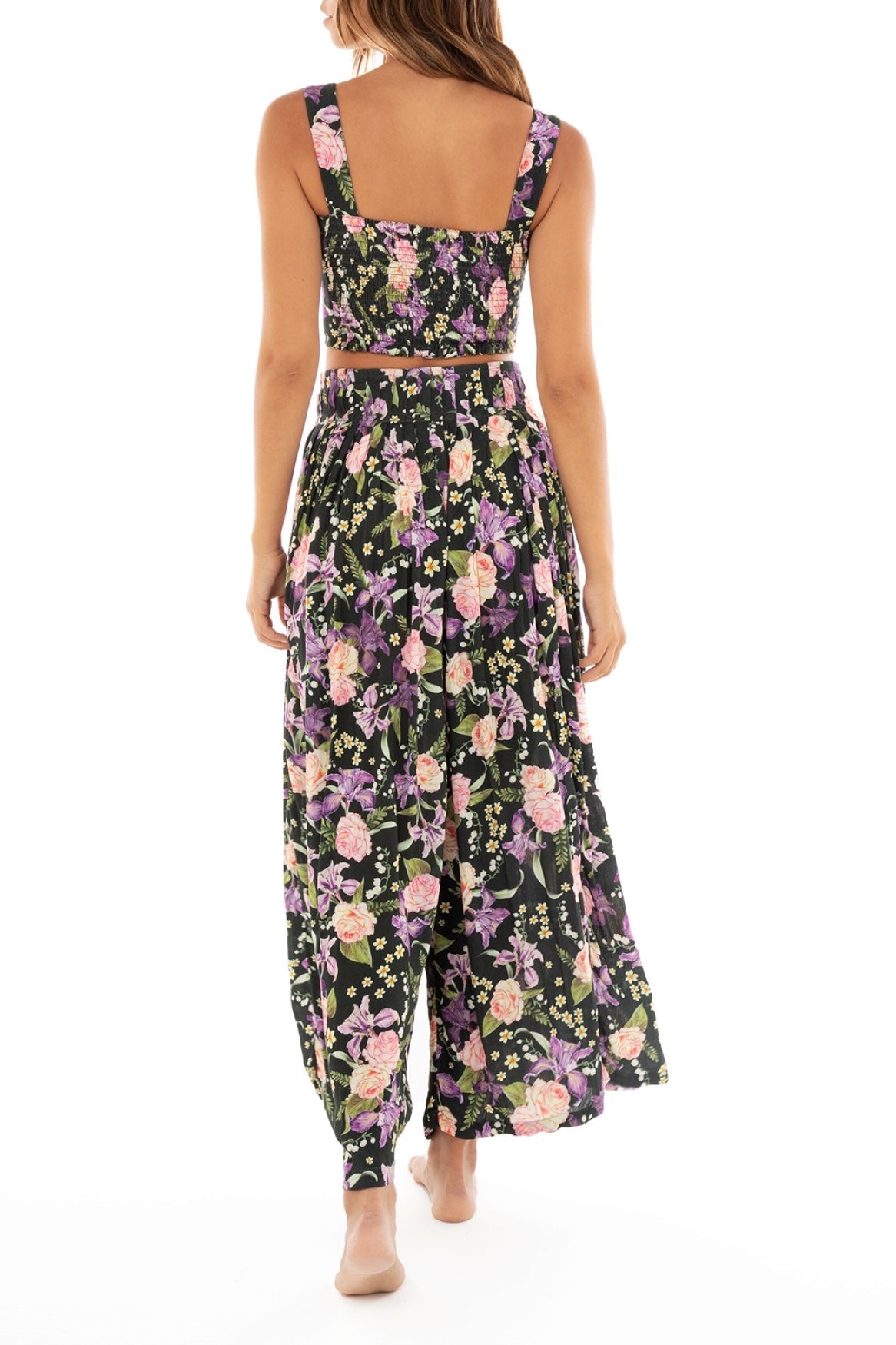 Hanne-Pants-13478-back-with-model