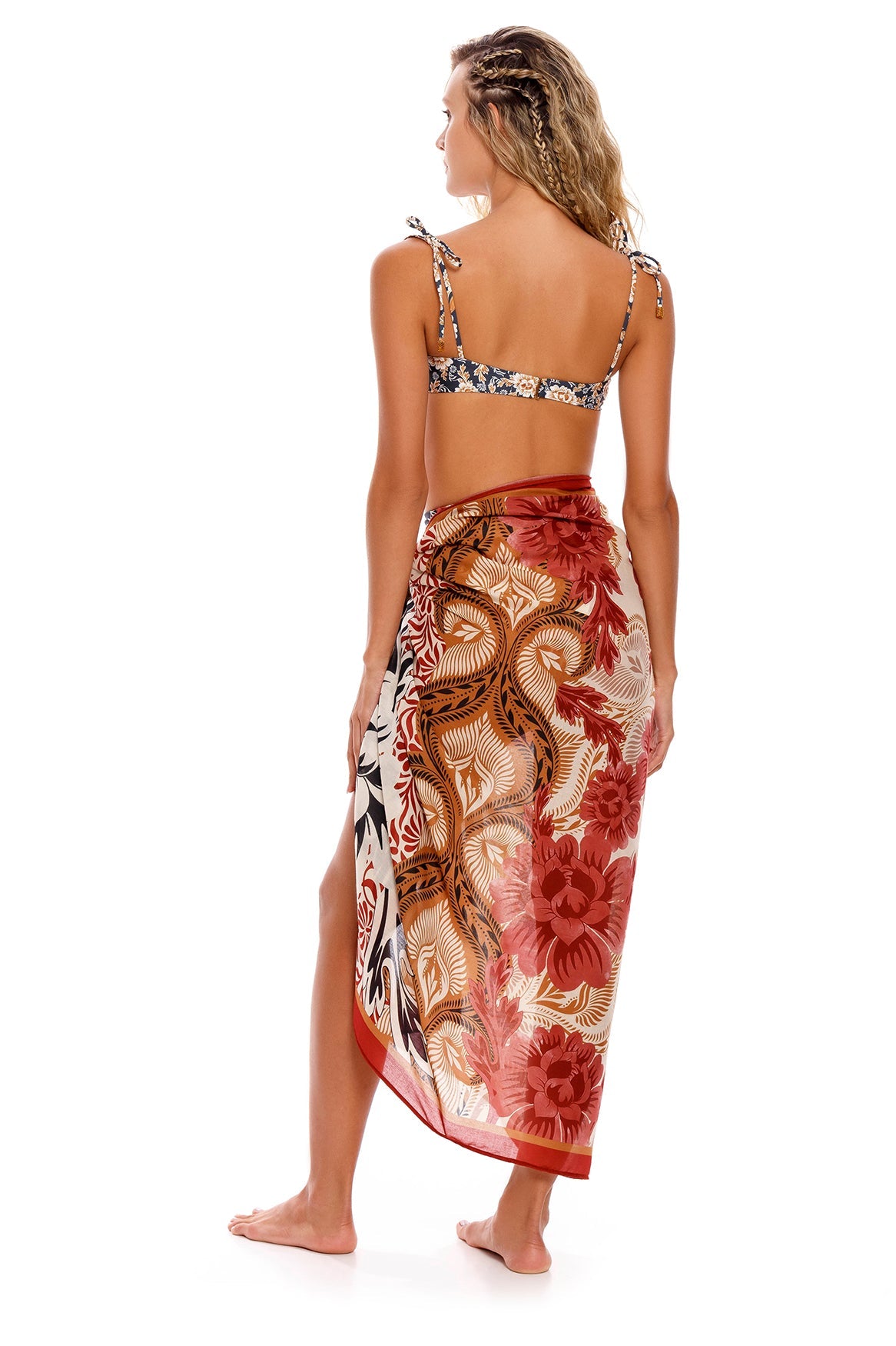 Fera-Marine-Pareo-10319-back-with-model