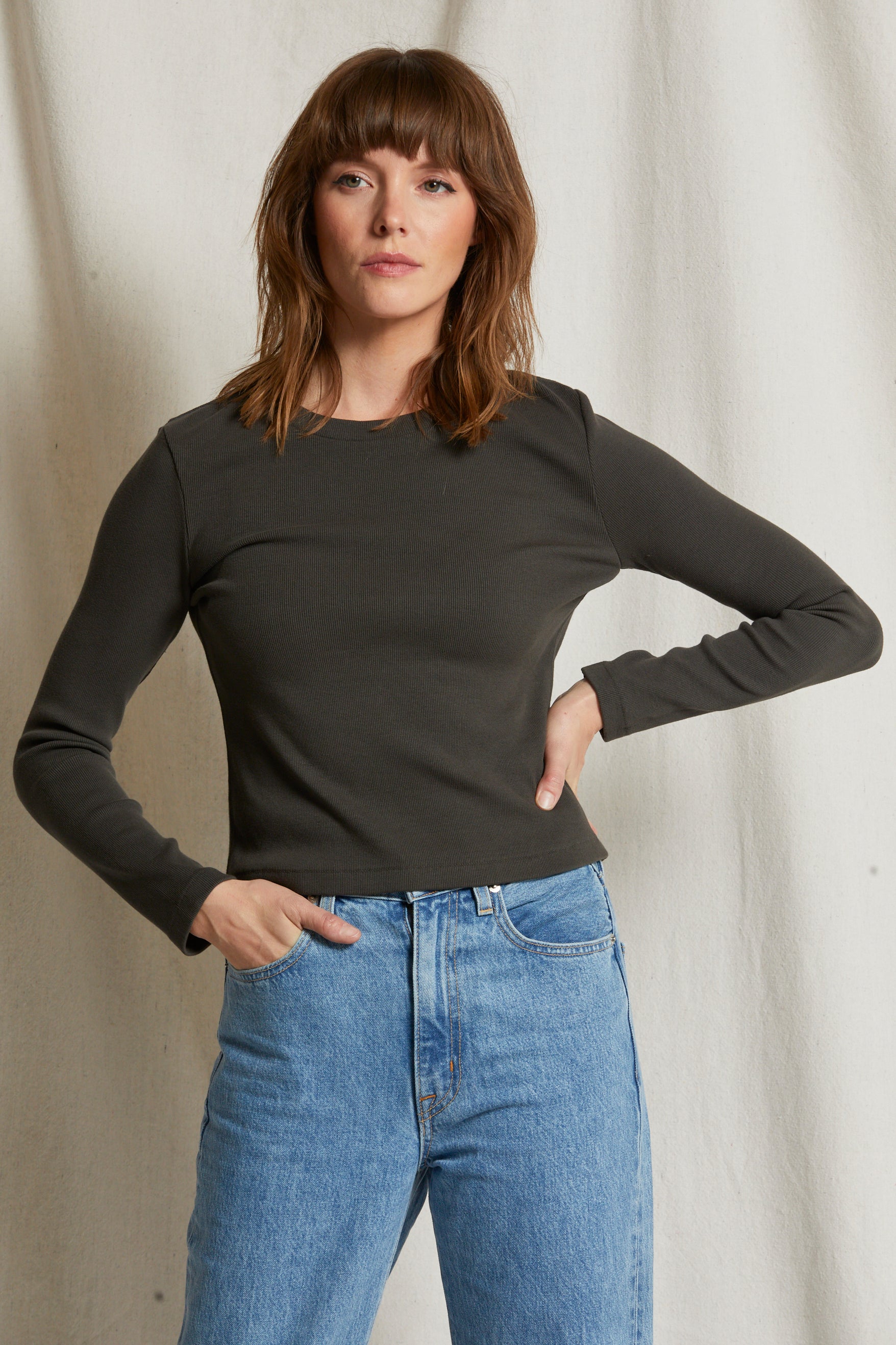 T17 - Foxx - Ribbed Long Sleeve Structured Tee