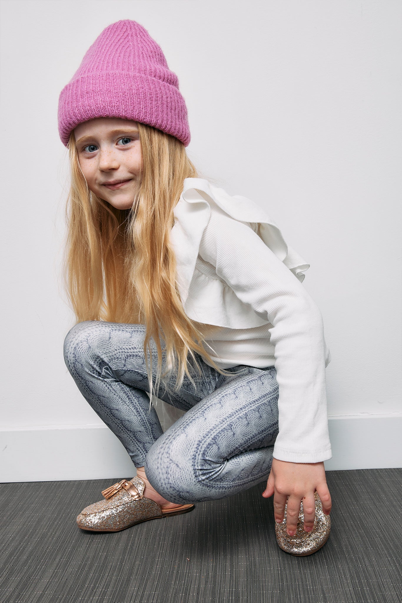 Girls Leggings in Silver Cable Knit