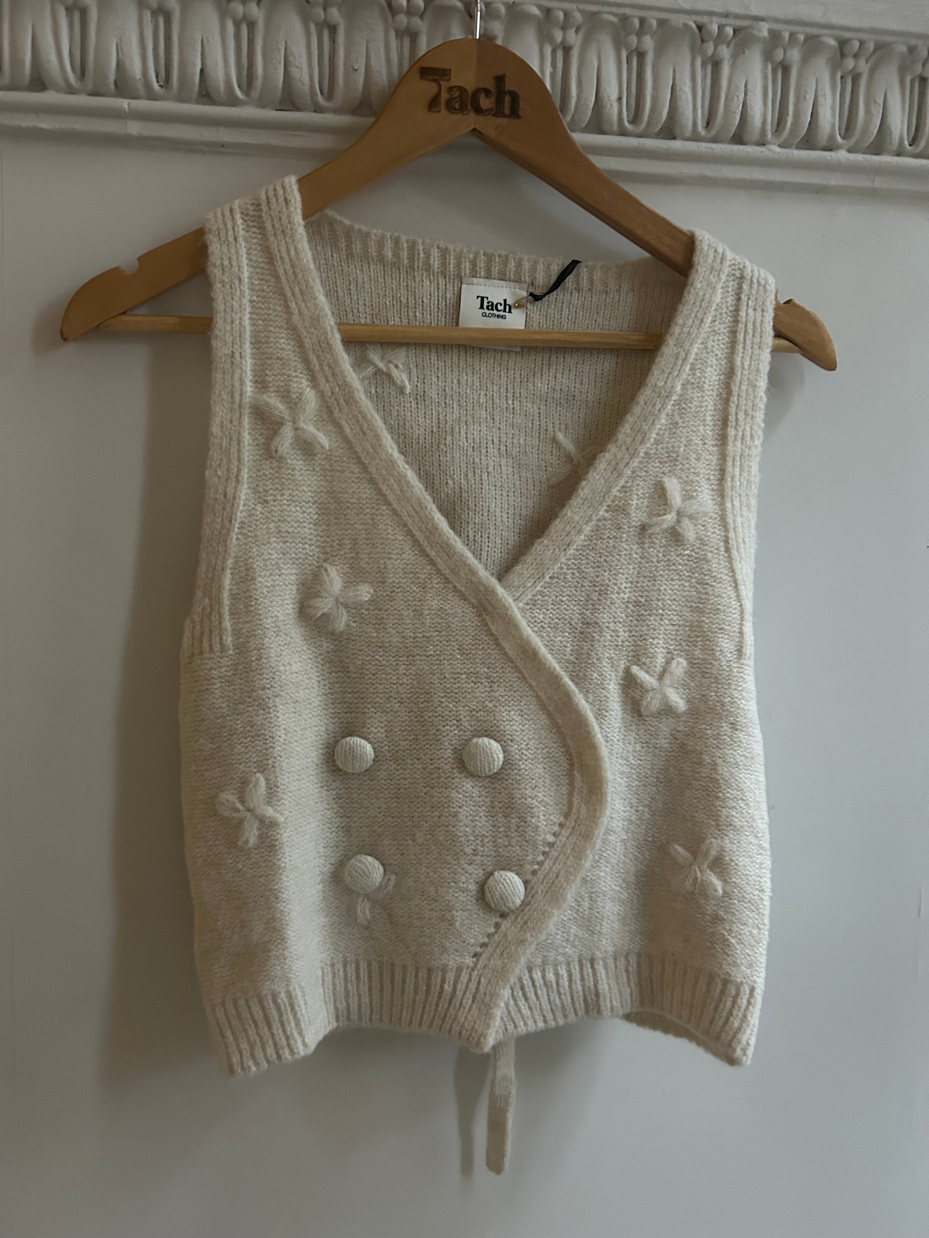 Yilda  Knit Vest