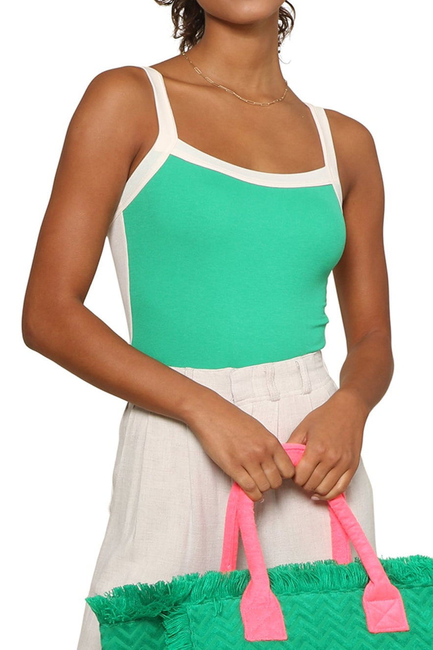 GREEN