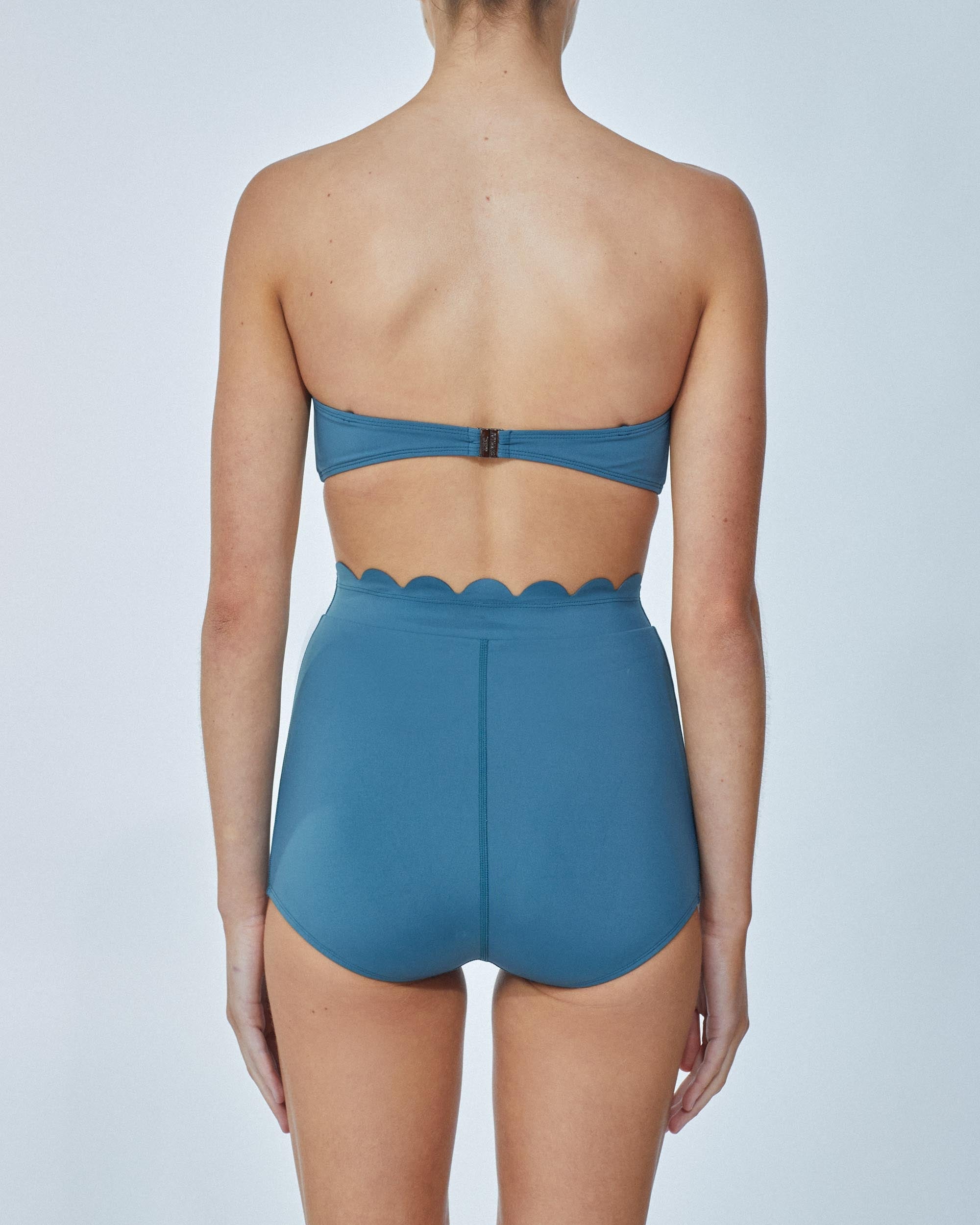 On body back of the Shell Bandeau - Petrol. 