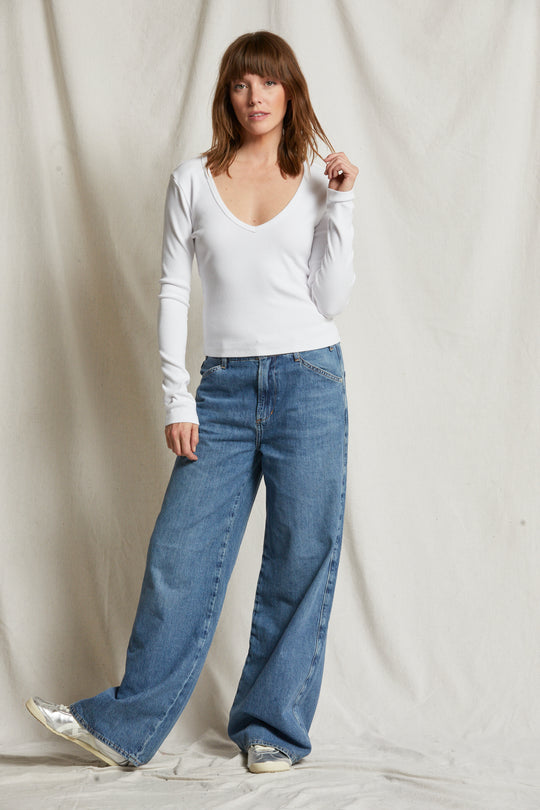 T58 - Kitt - Blondie Long Sleeve V Neck