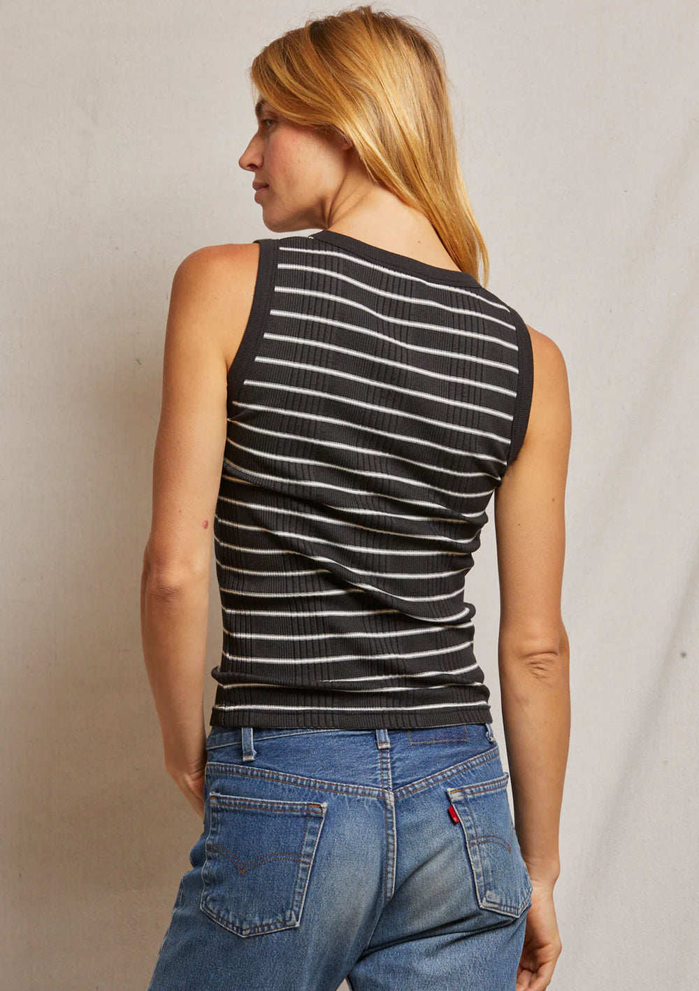 T09 - Jordan - Rib Stripe U Neck Tank