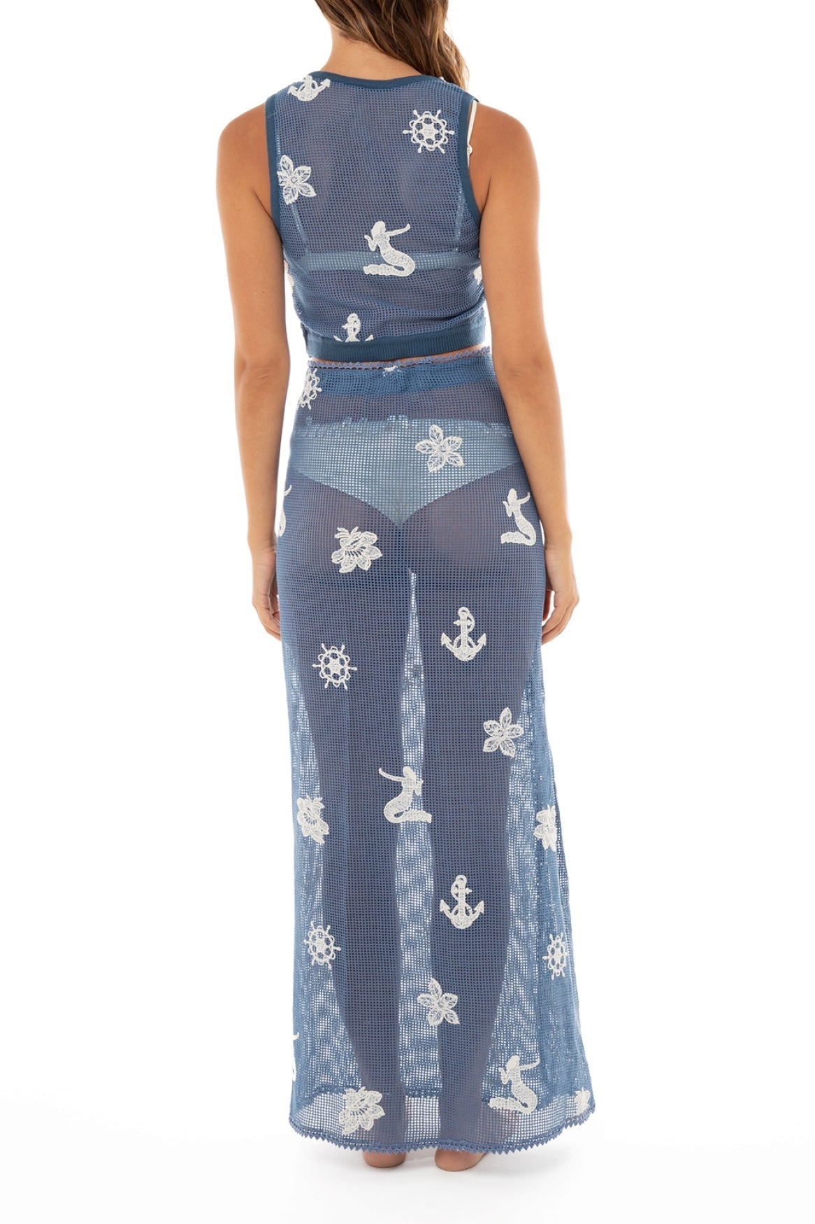 Kai-Crop-Top-Emil-13728-back-with-model