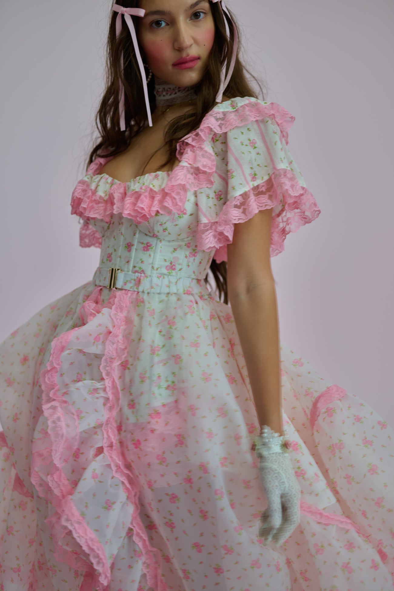 The Pillow Fight Duchess Tournure