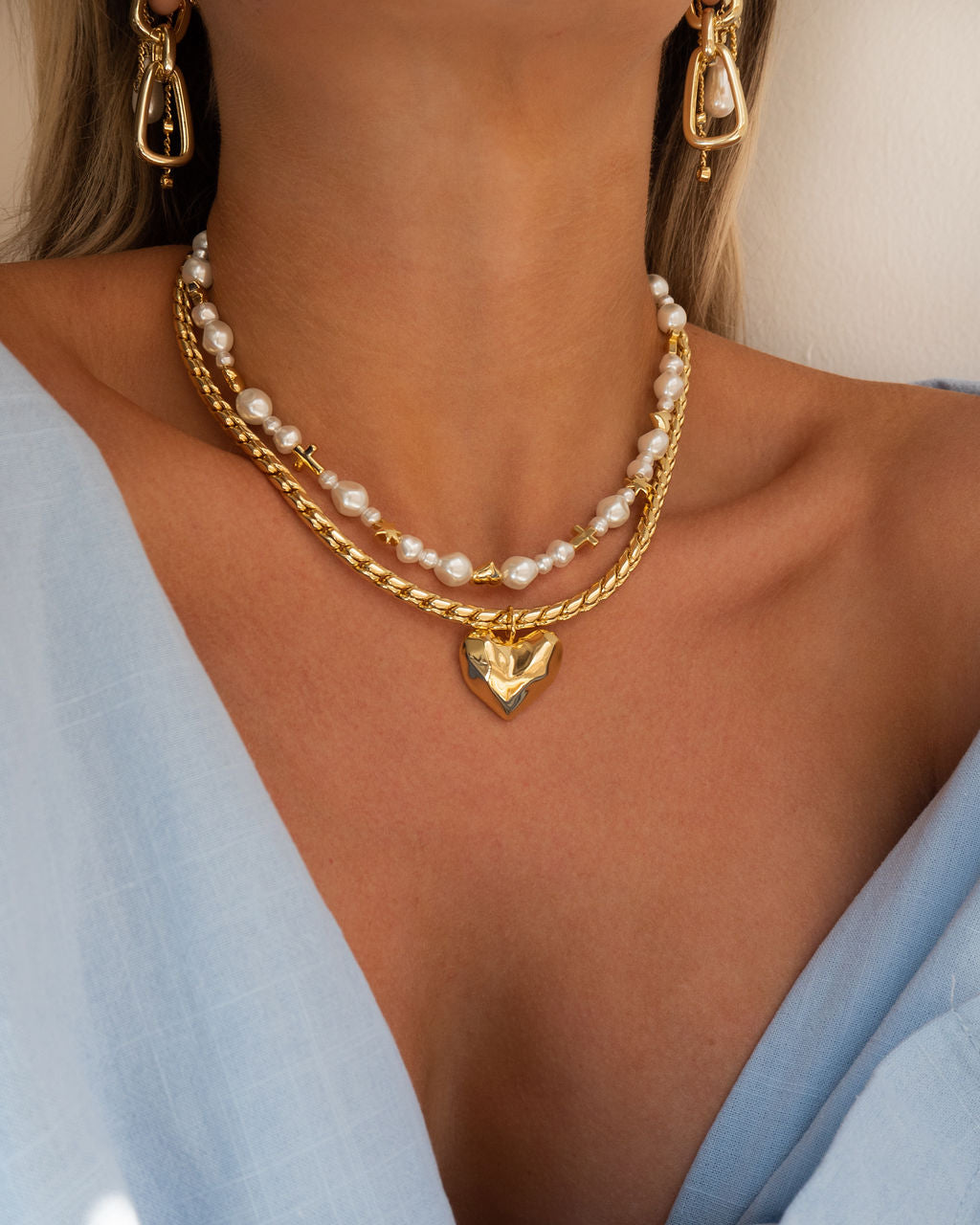 The Etoile Pearl Stud Necklace