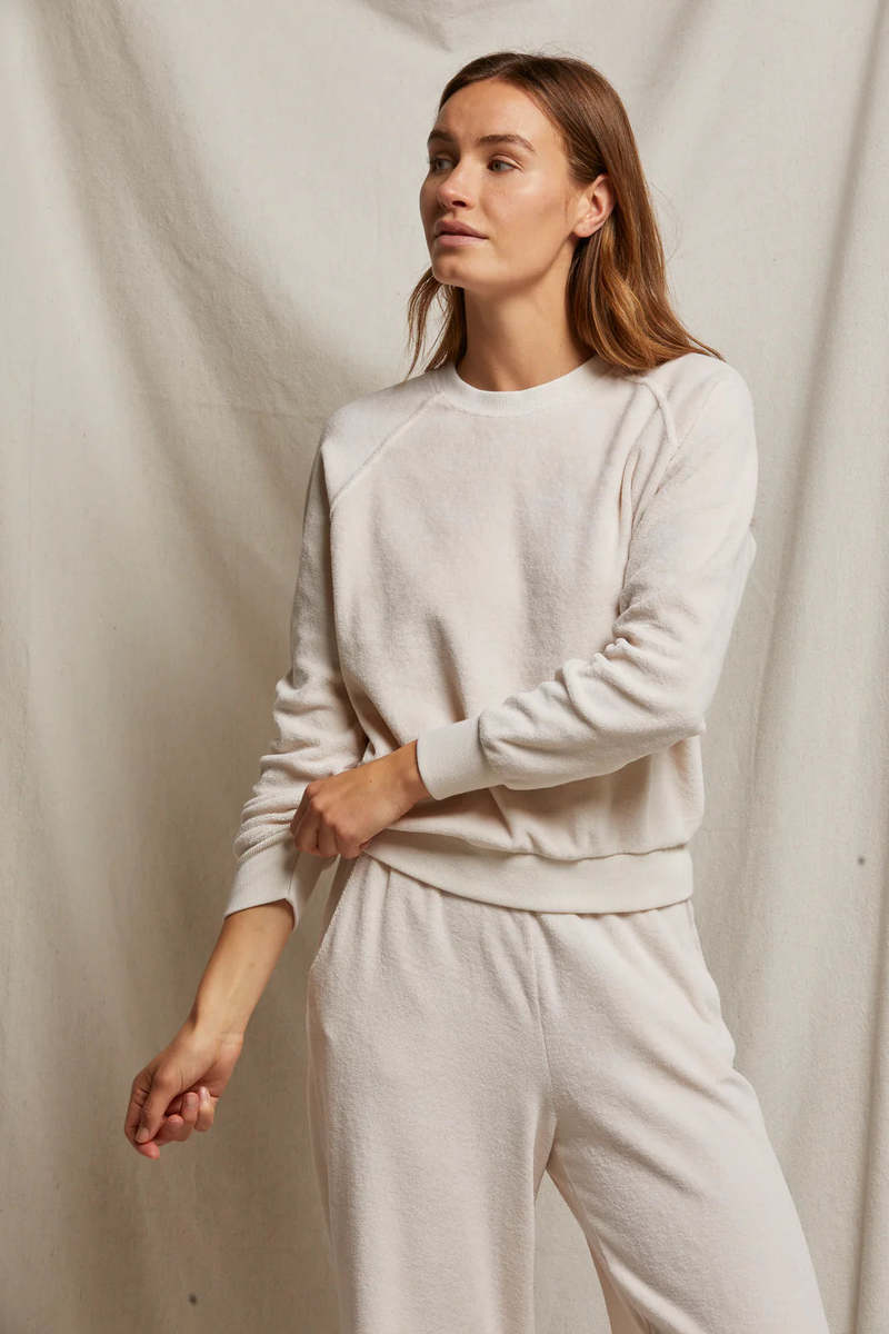 T199 - Stella - Velour Shrunken Raglan Sweatshirt