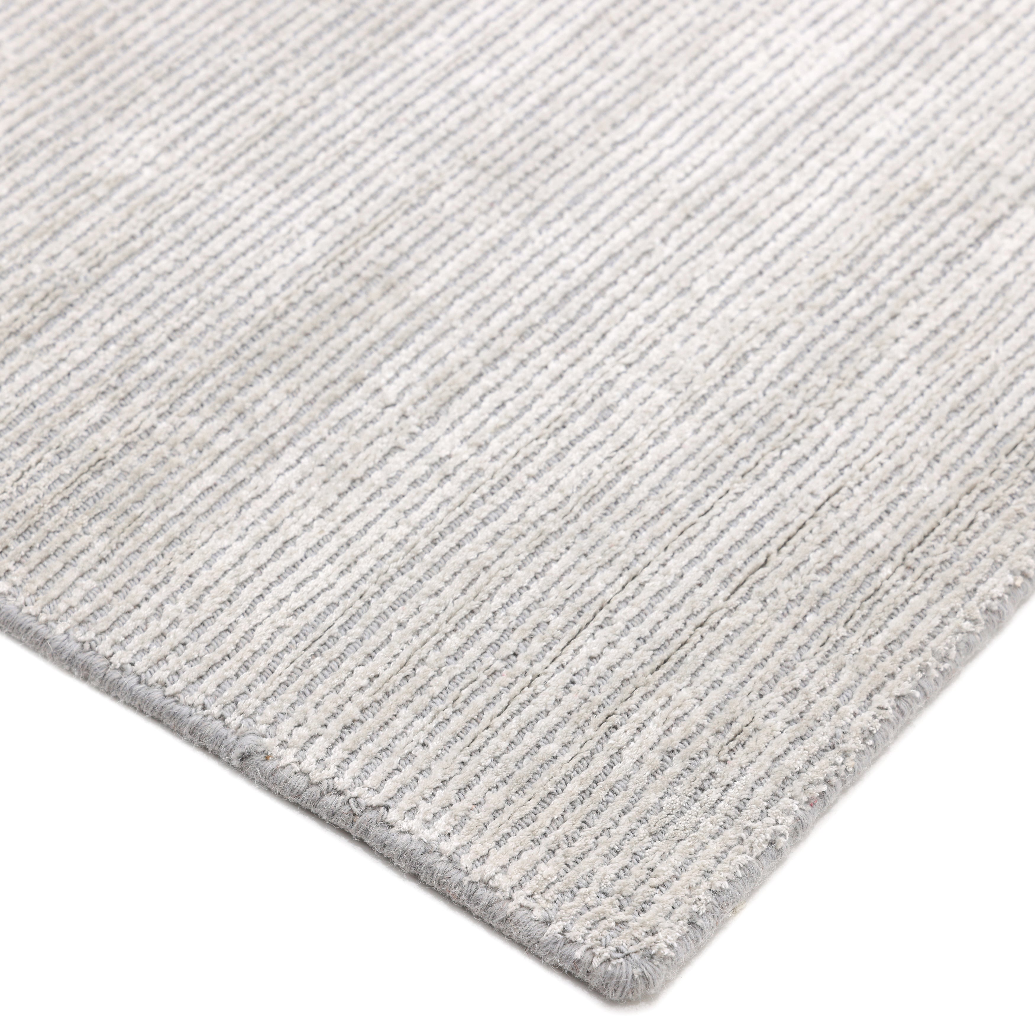 Cordi Handmade Contemporary Solid Gray Area Rug