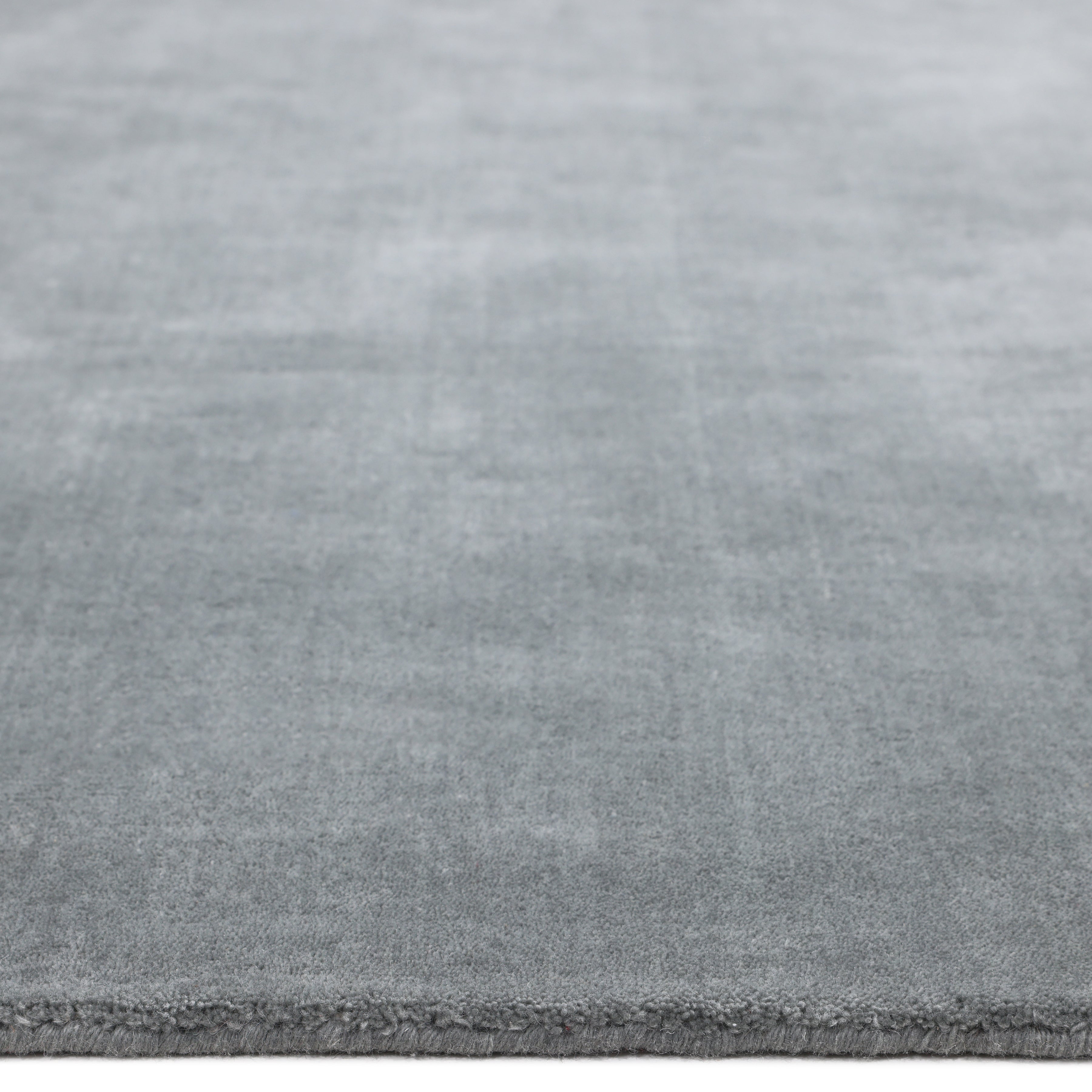 Wellington Handmade Contemporary Solid Charcoal Area Rug