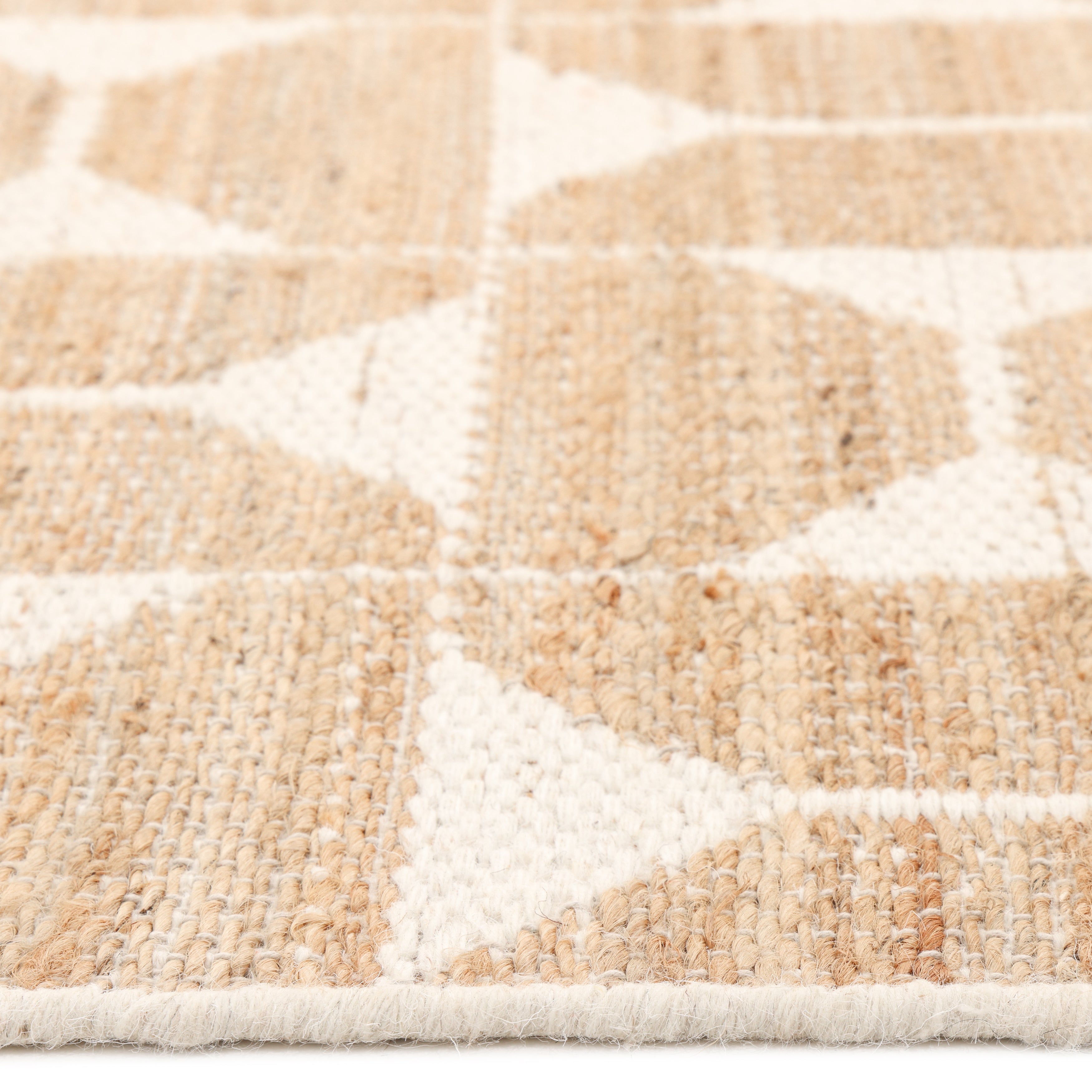 Elle Handmade Contemporary Geometric Ivory Area Rug