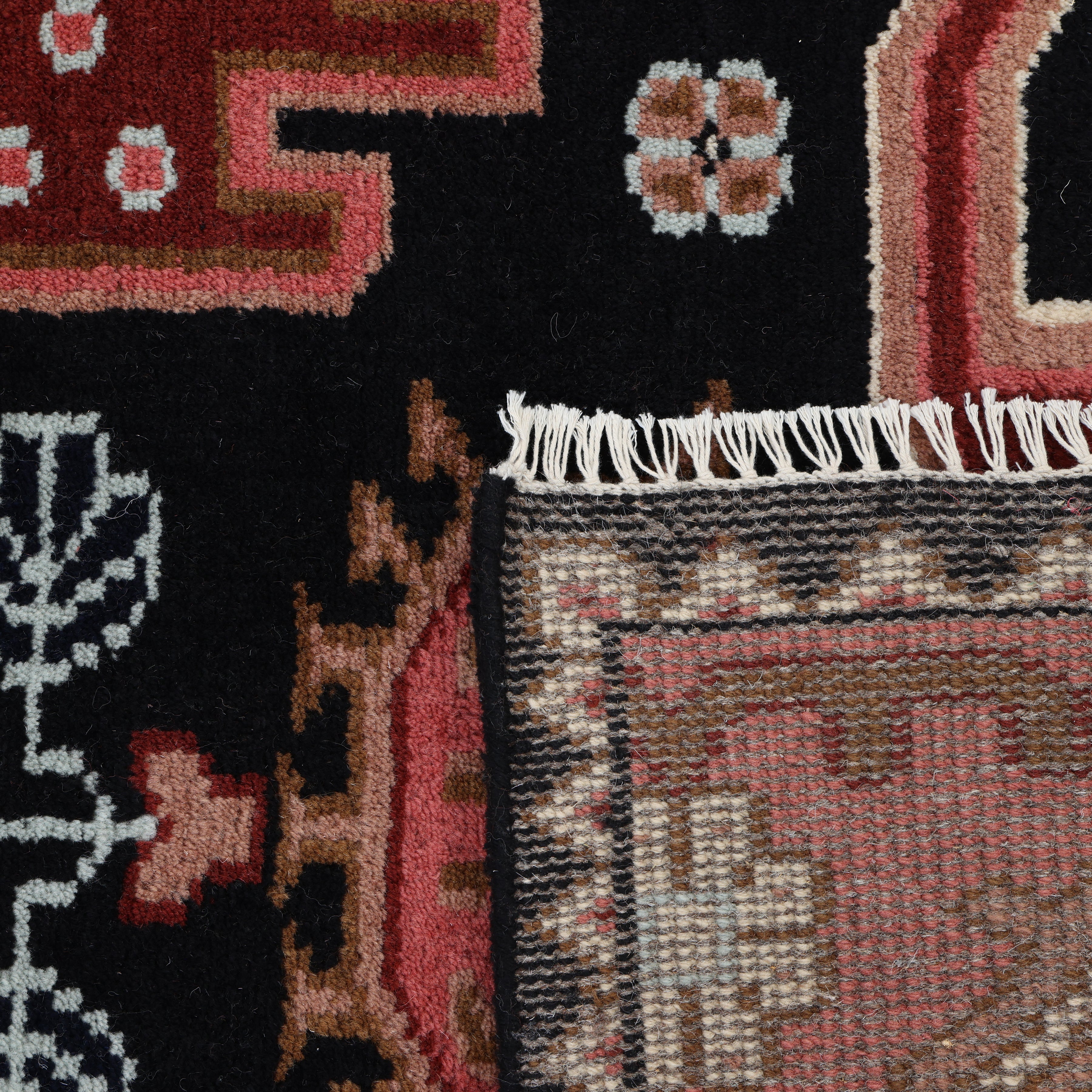 Mojave Handmade Bohemian Southwestern Black Area Rug