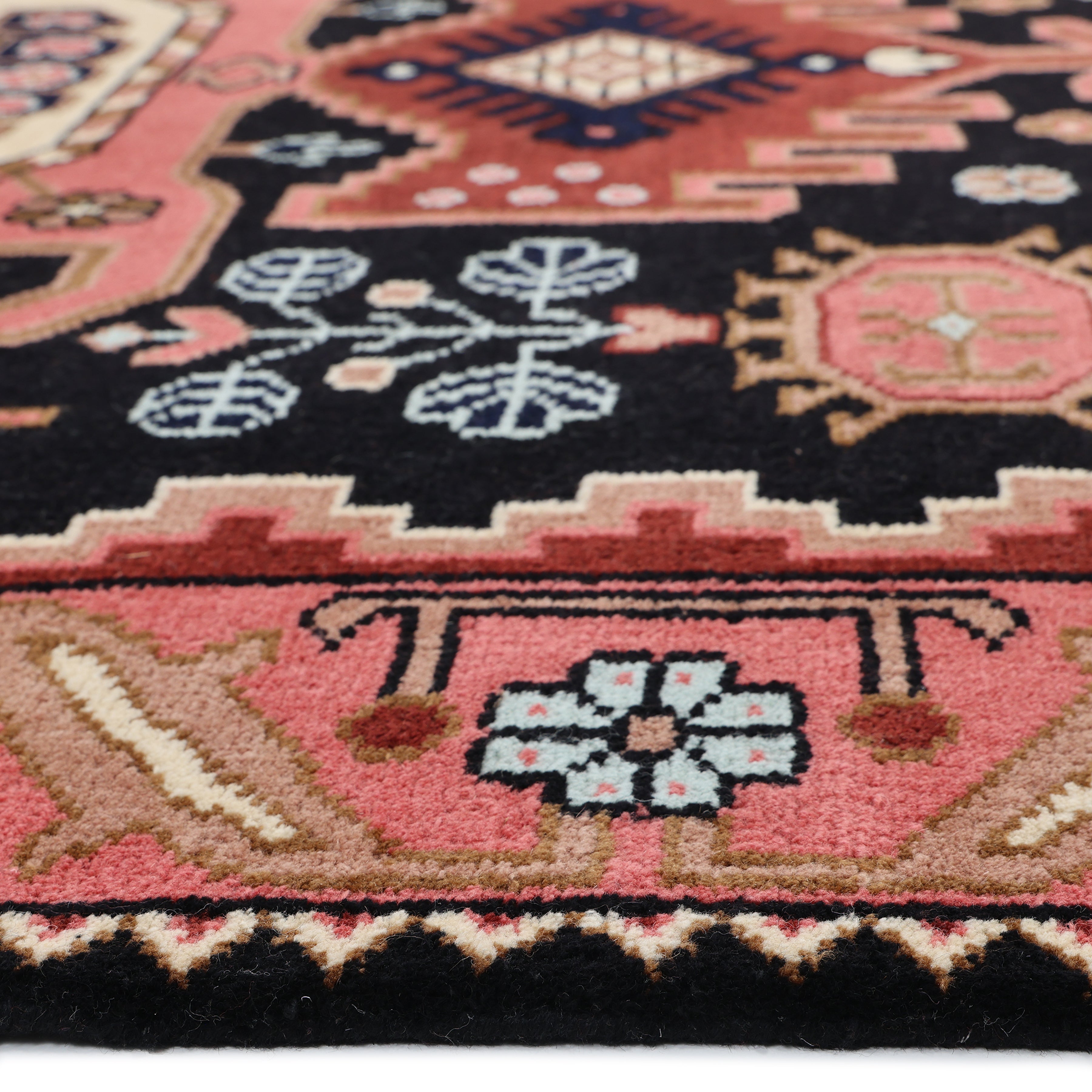 Mojave Handmade Bohemian Southwestern Black Area Rug