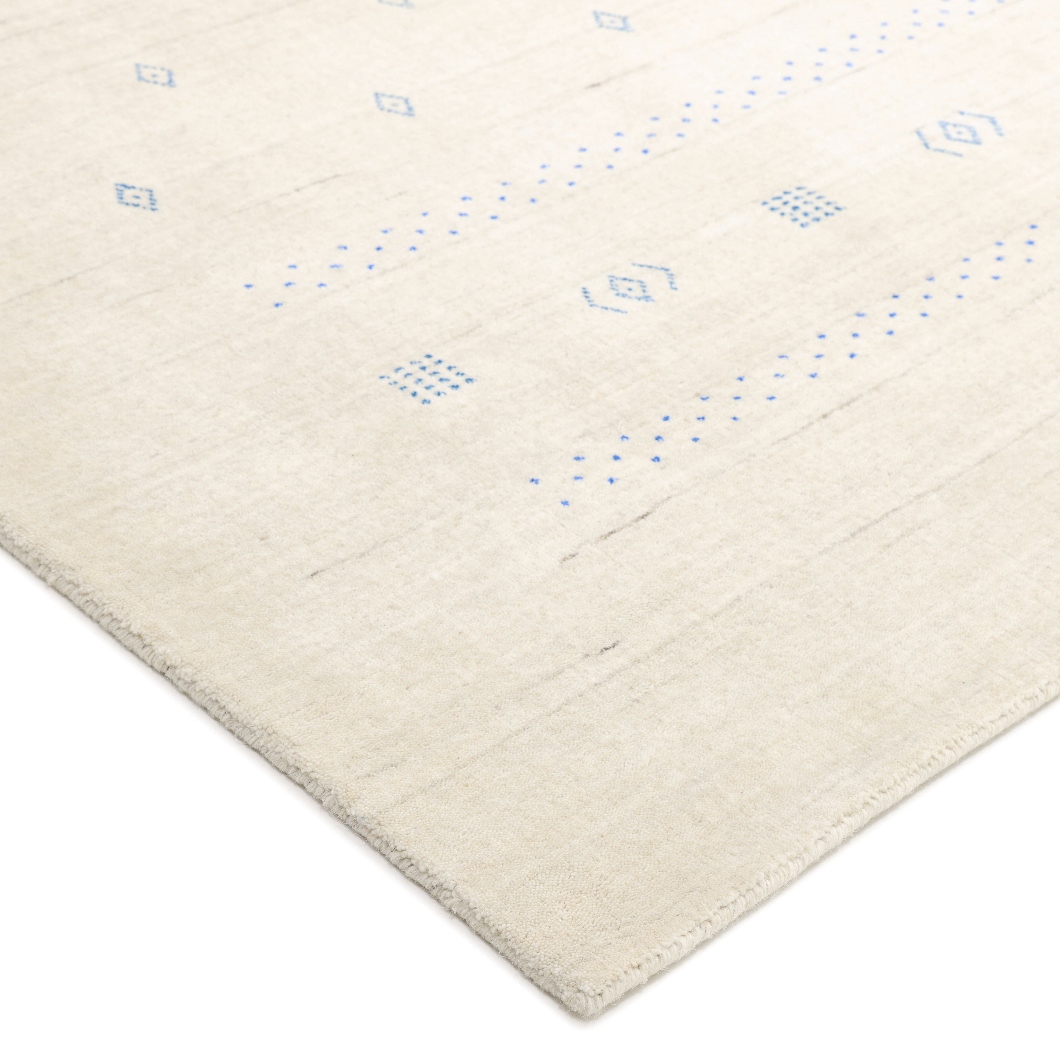 Simi Handmade Bohemian Tribal Ivory Area Rug