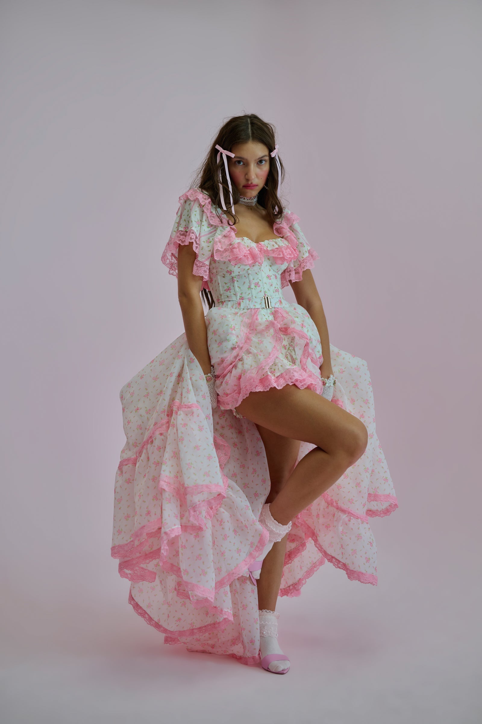 The Pillow Fight Duchess Tournure