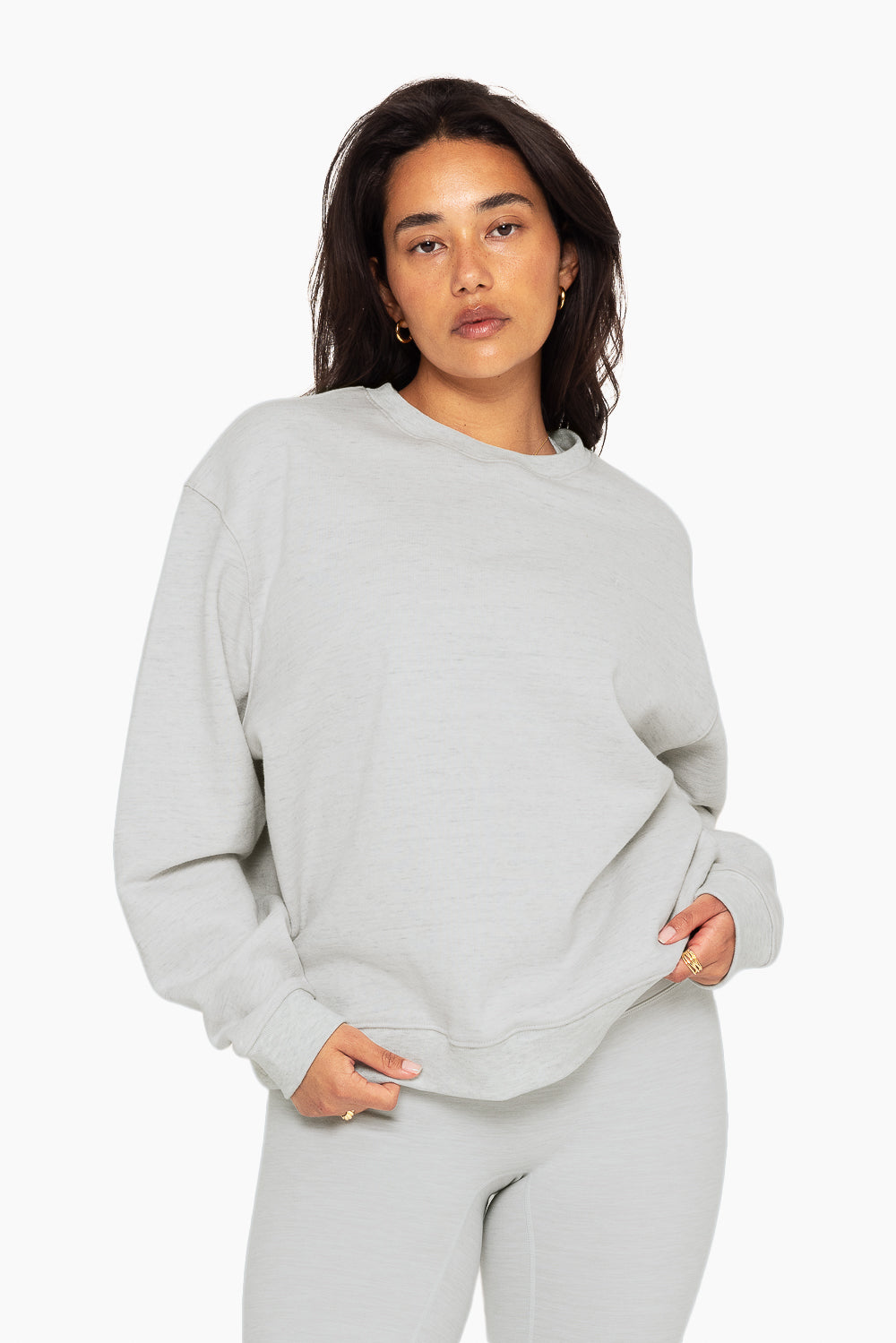 SET, EMBROIDERED HEAVYWEIGHT SWEATS CREWNECK IN HEATHER GREY