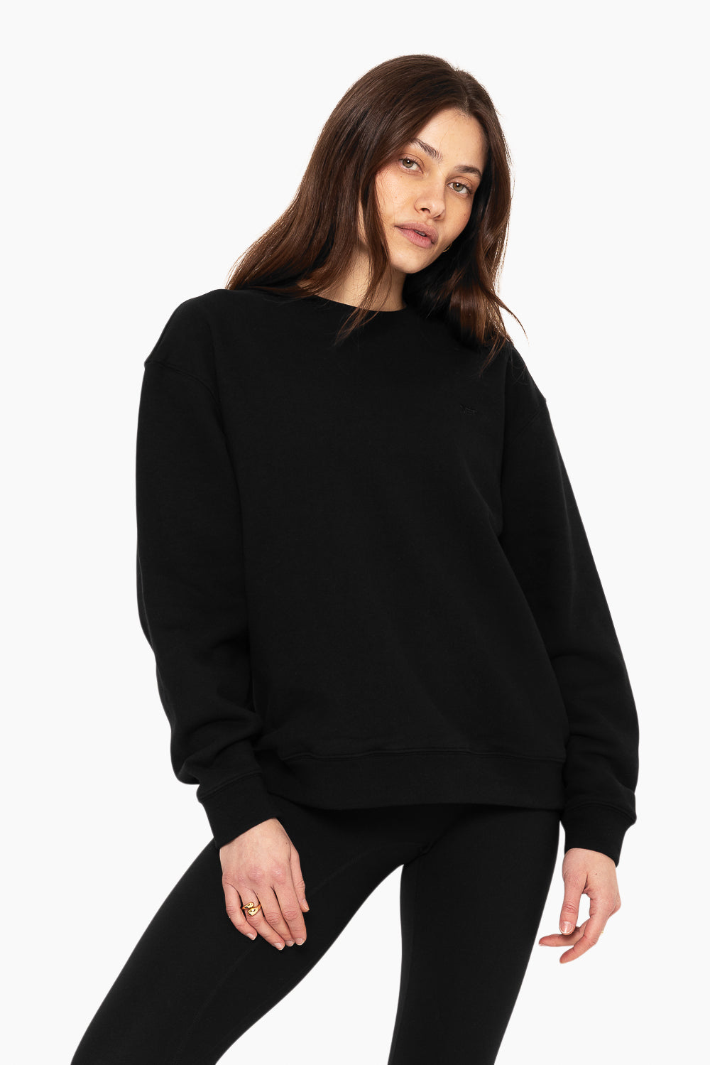 SET, EMBROIDERED HEAVYWEIGHT SWEATS CREWNECK IN ONYX