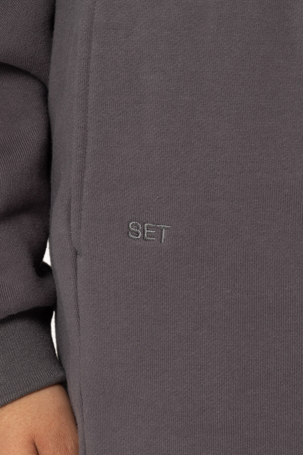 SET, EMBROIDERED HEAVYWEIGHT SWEATS DRAWSTRING SWEATPANTS IN GRAPHITE