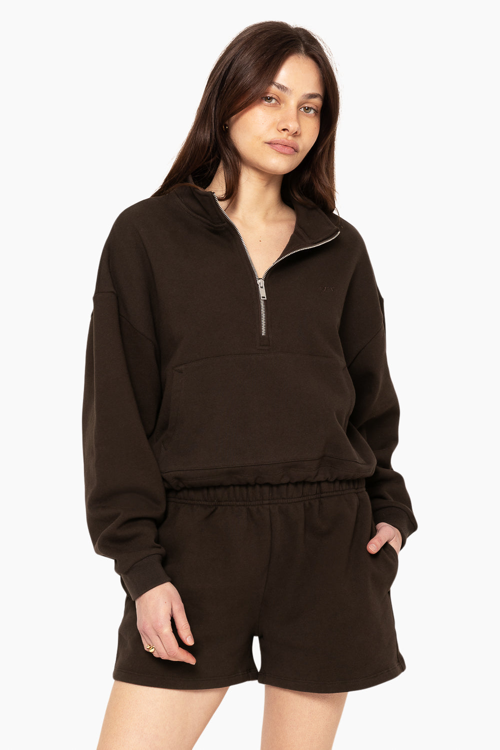 SET, EMBROIDERED HEAVYWEIGHT SWEATS HALF ZIP IN ESPRESSO