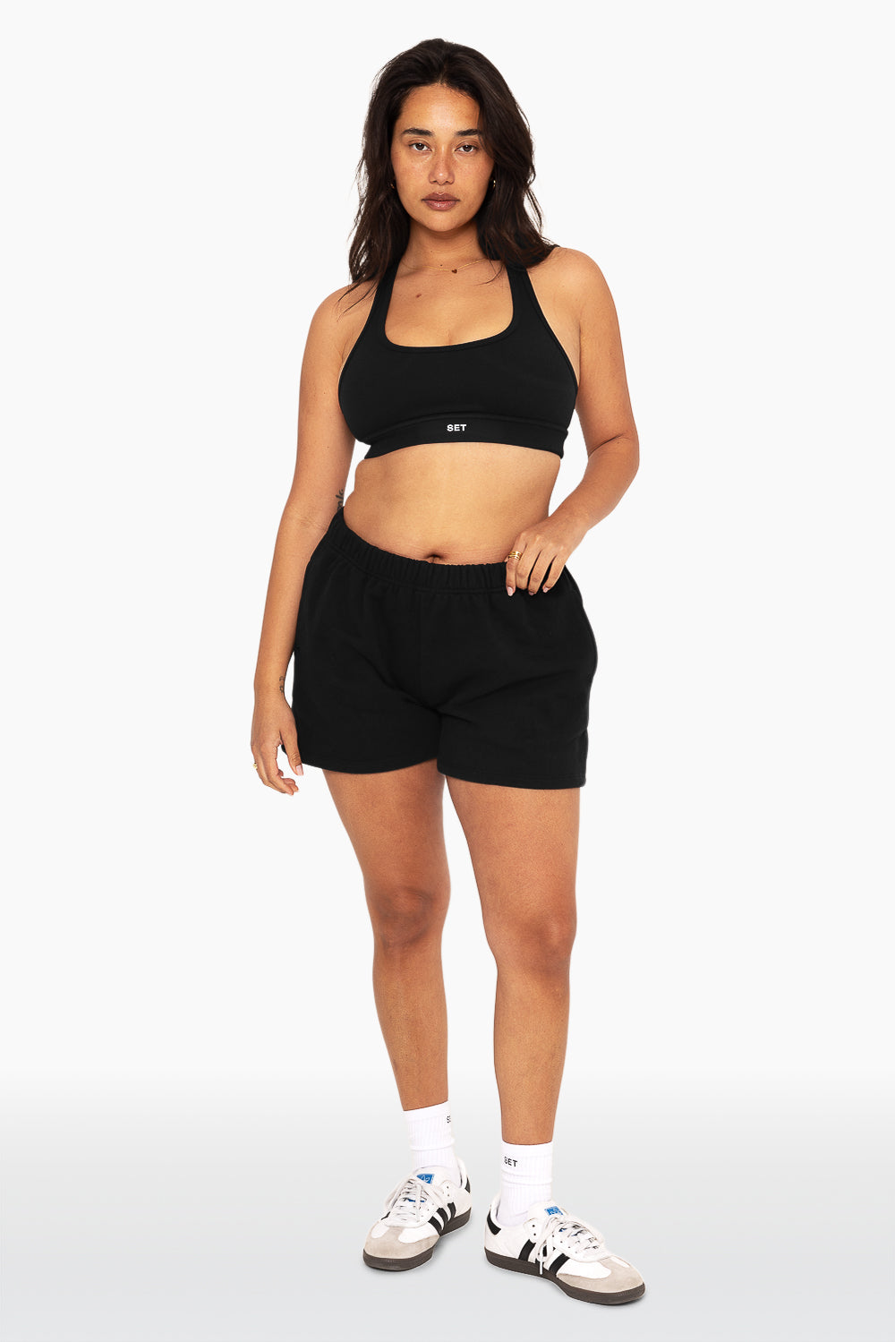 SET, EMBROIDERED HEAVYWEIGHT SWEATS SWEAT SHORTS IN ONYX