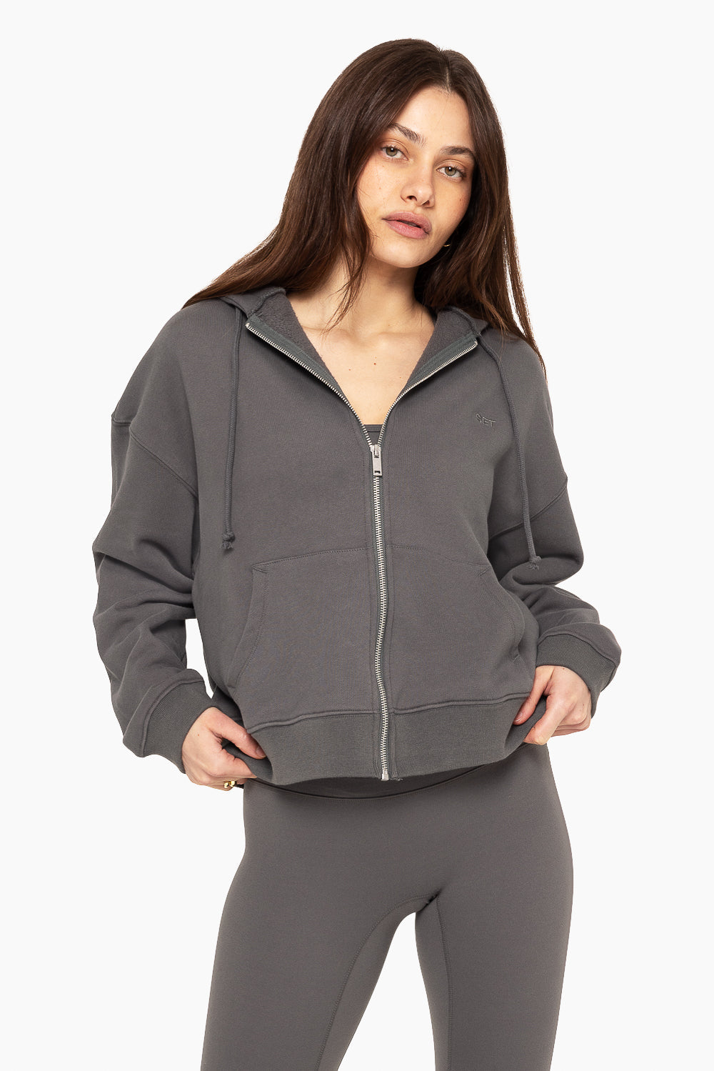 SET, EMBROIDERED HEAVYWEIGHT SWEATS ZIP HOODIE IN GRAPHITE