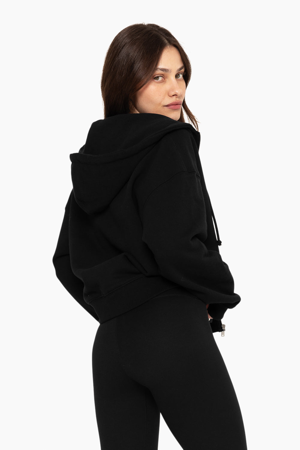 SET, EMBROIDERED HEAVYWEIGHT SWEATS ZIP HOODIE IN ONYX