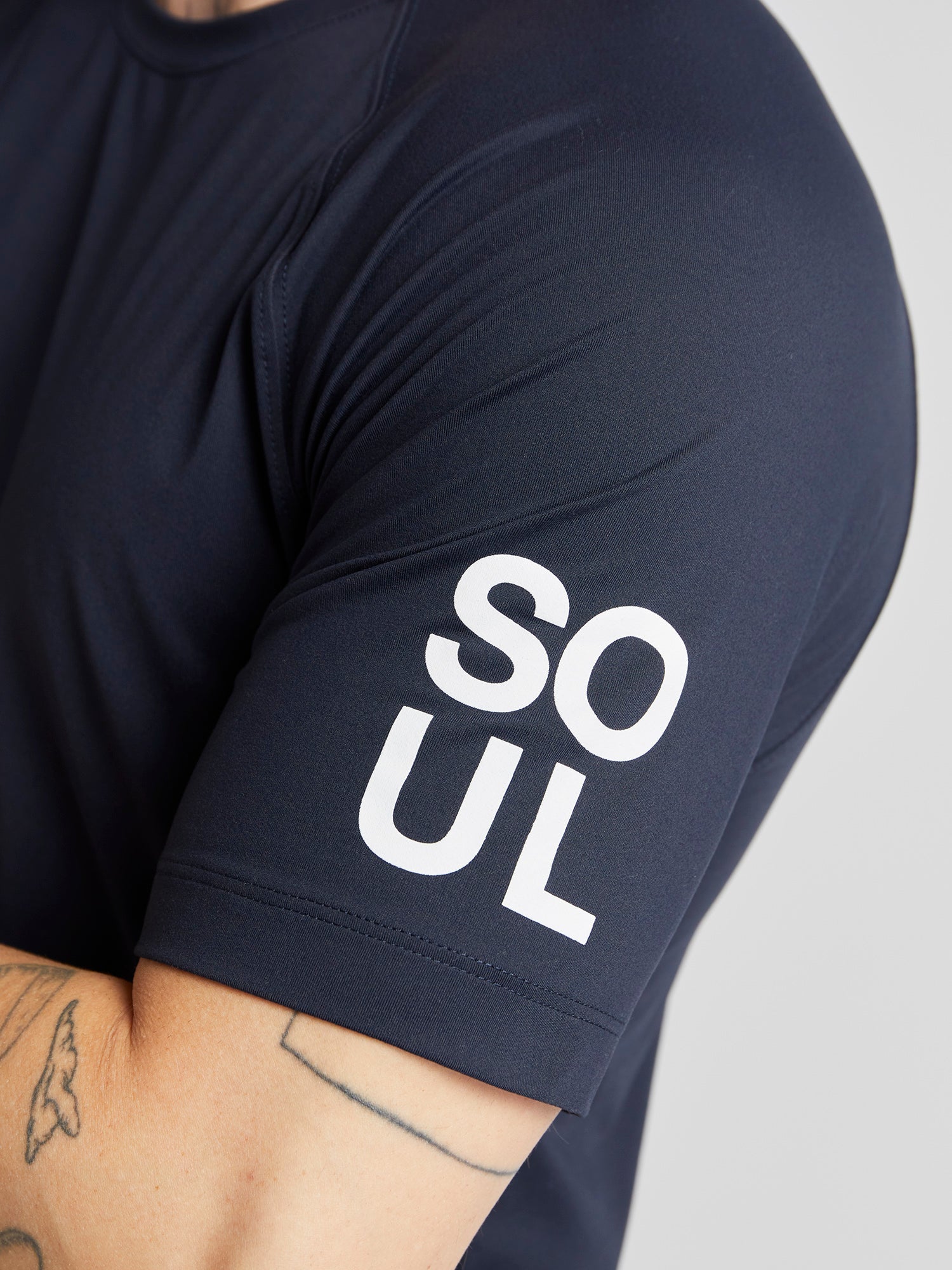 Reign Short Sleeve | Rhone