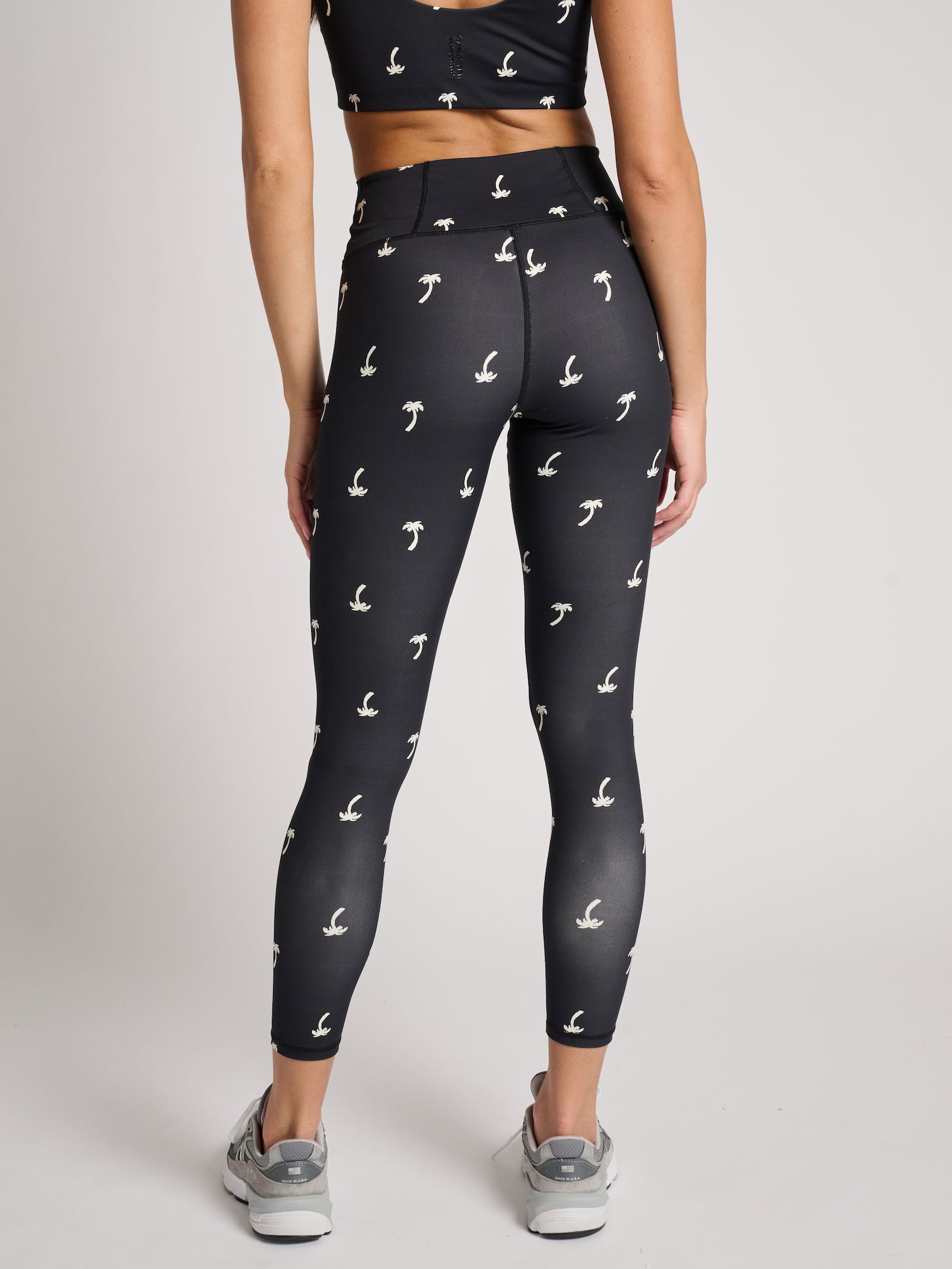 Throwing Shade Lotus Legging | Spiritual Gangster