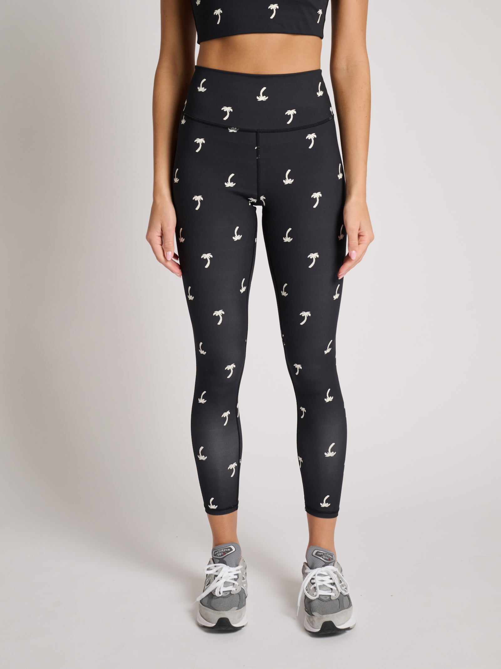 Throwing Shade Lotus Legging | Spiritual Gangster